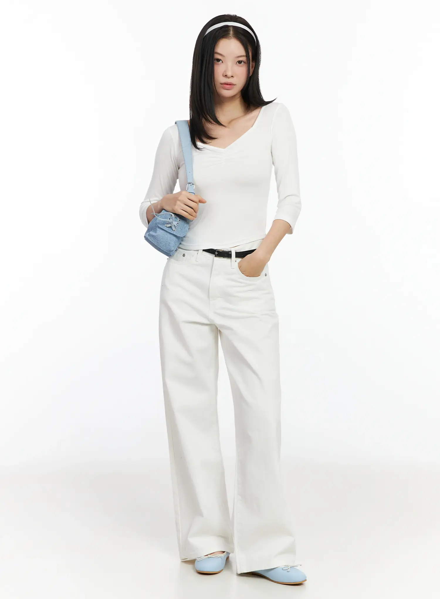 Heart Neck Long Sleeve Top IM524 - Image 3