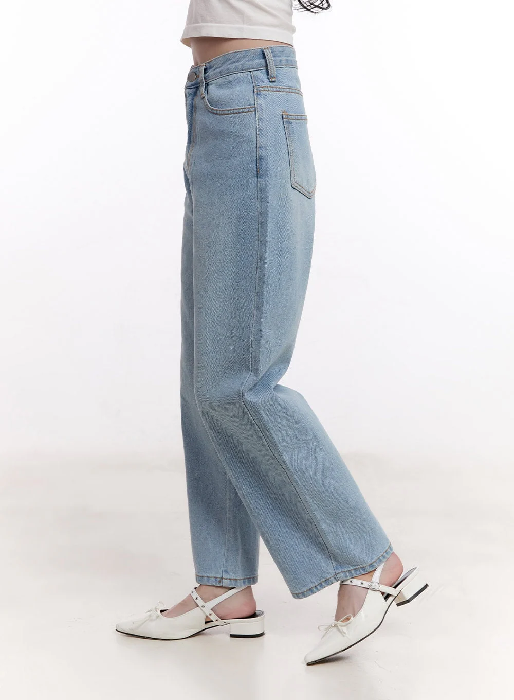 Helen Cuffed Straight-Fit Jeans CM526 - Image 3