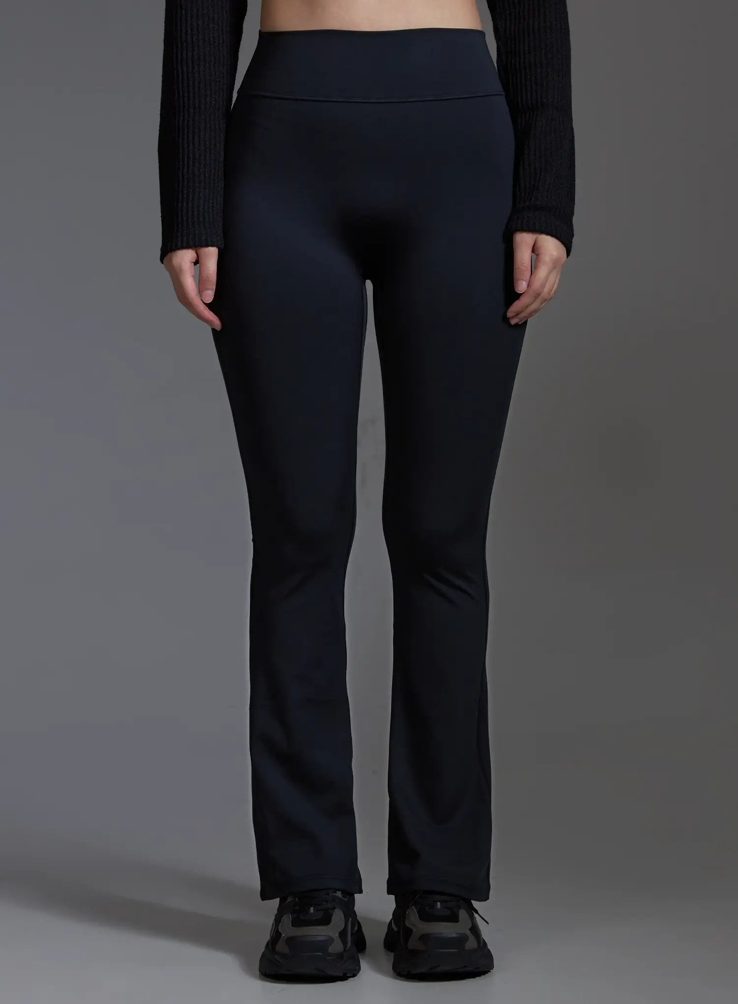 High-Waist Flared Leggings (Black) IO517