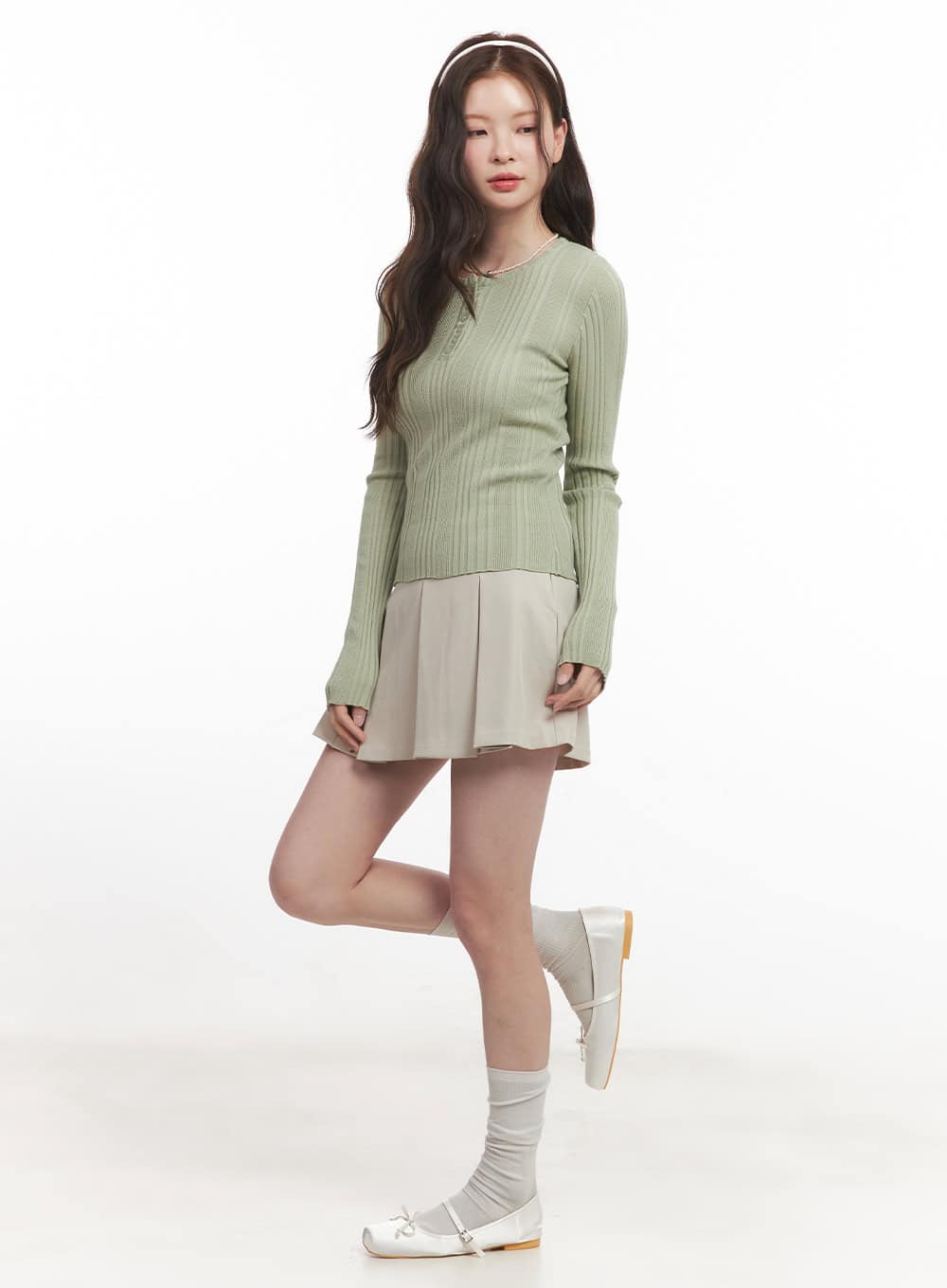 High-Waisted Pleated Mini Skirt CA502 - Image 4