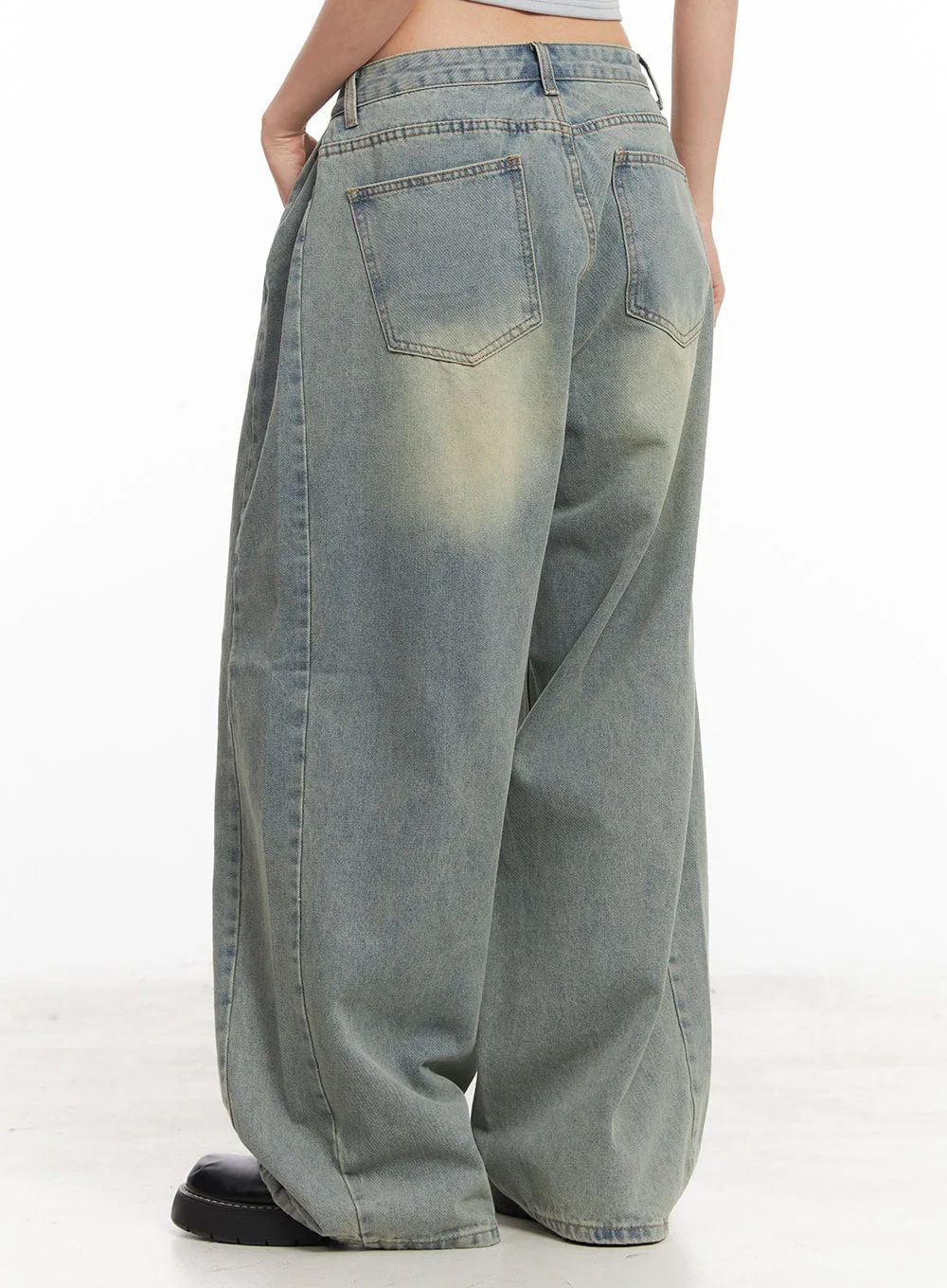 Hillary Washed Wide-Leg Jeans CM504 - Image 6