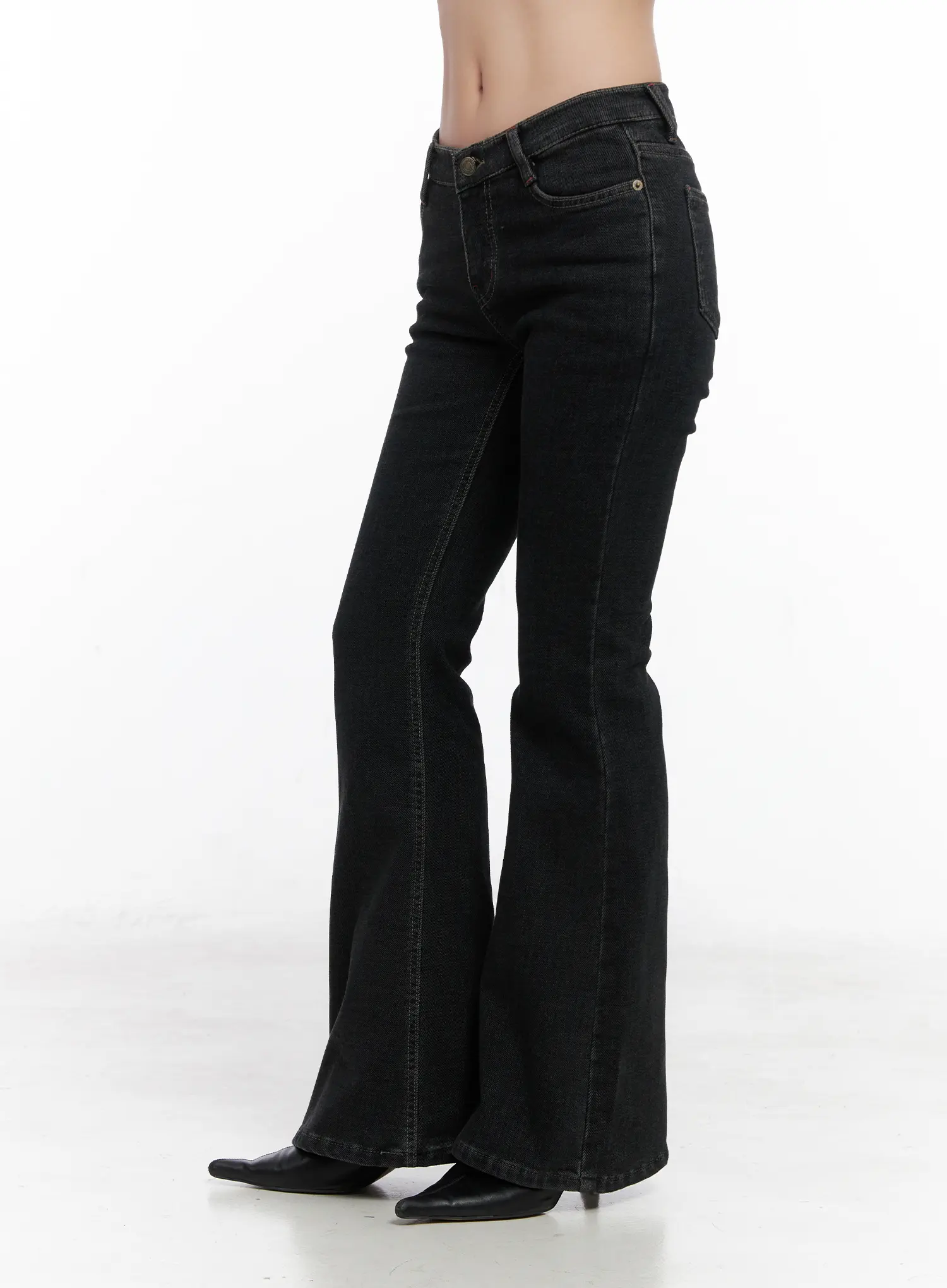 Inaya Low-Rise Flared Hip Pad Jeans CN514 - Image 5
