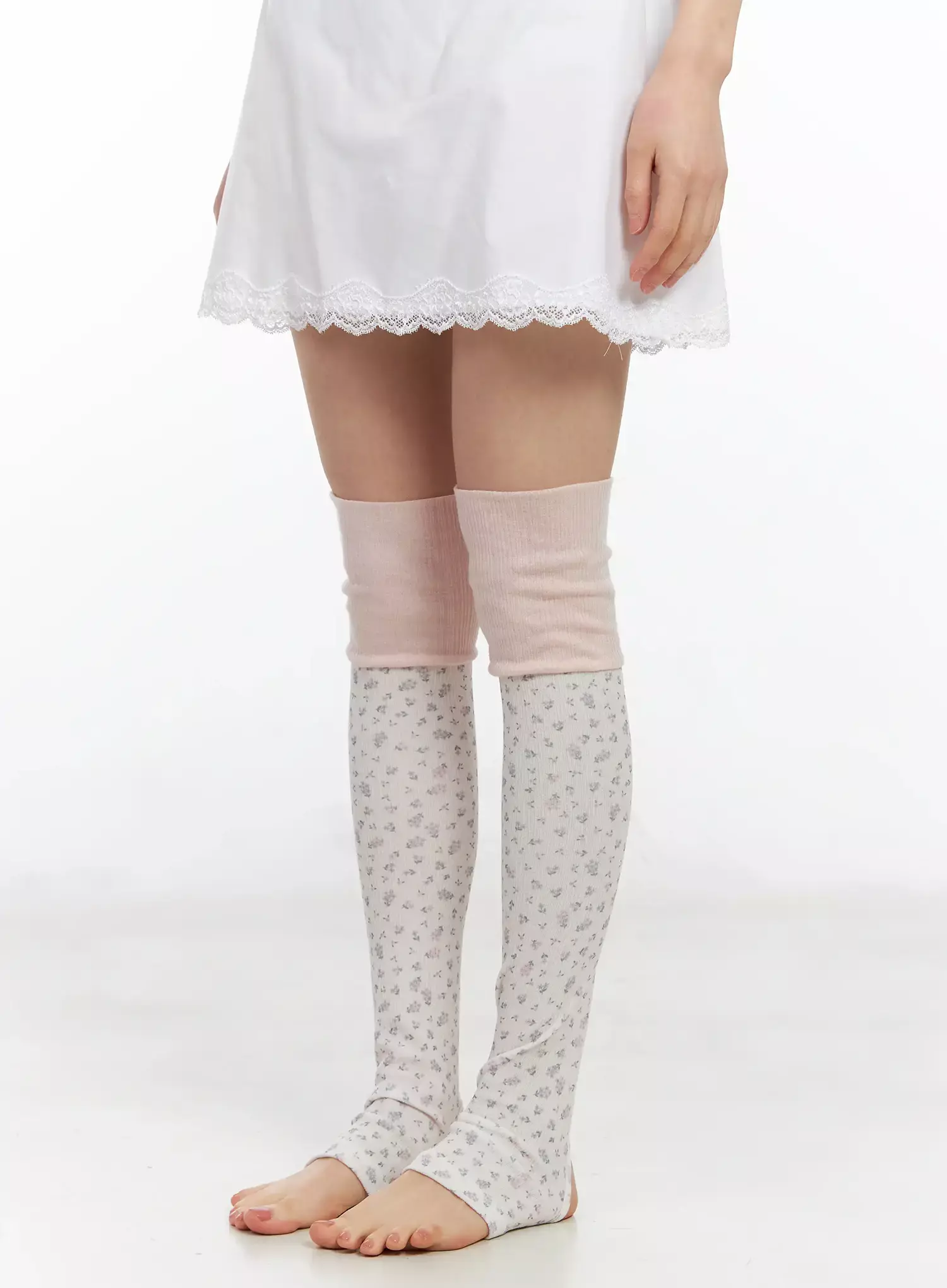 Knee-High Flower Leg Warmers IM509 - Image 5