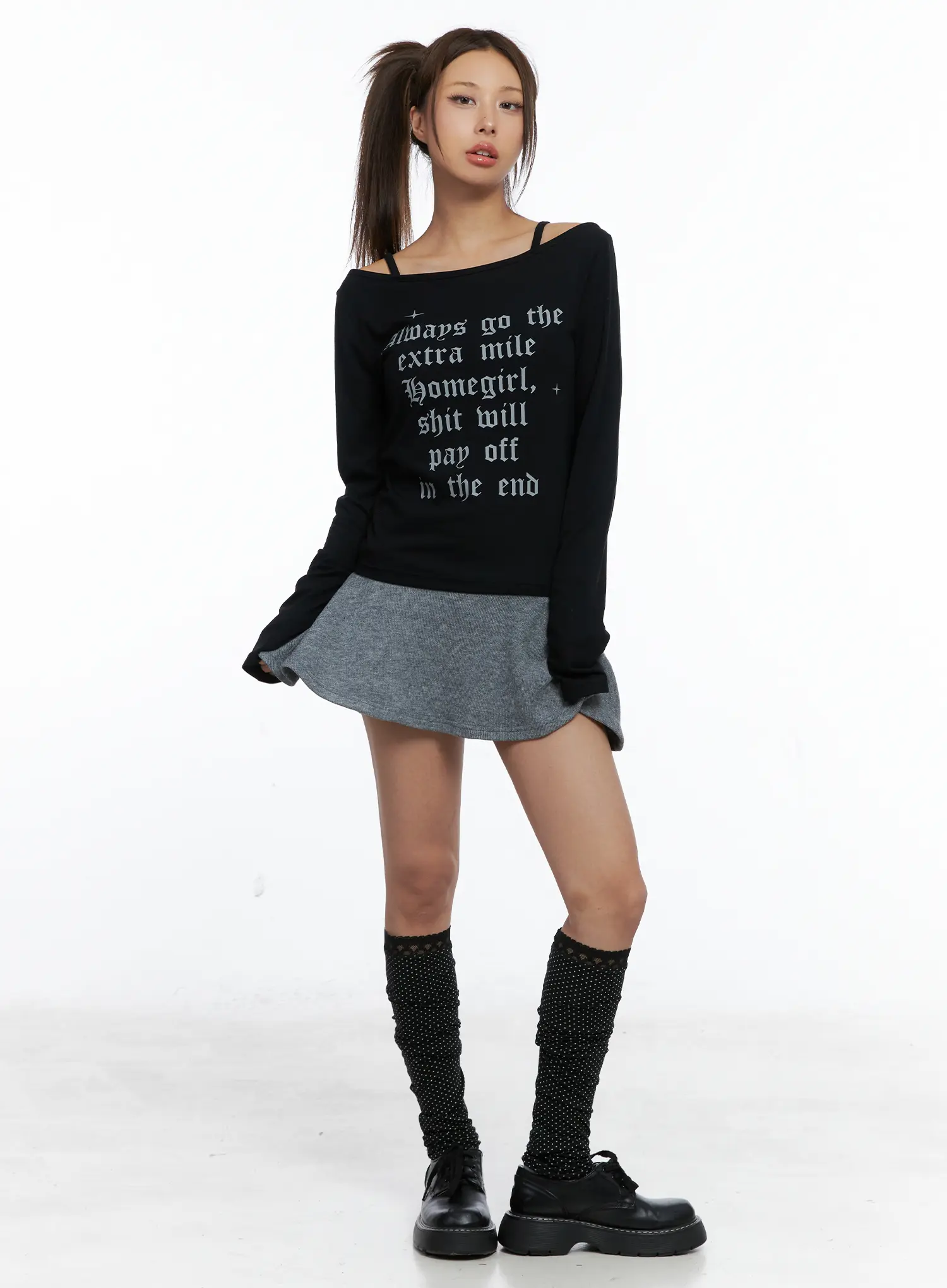 Knit Pleated Mini Skirt CS505 - Image 2