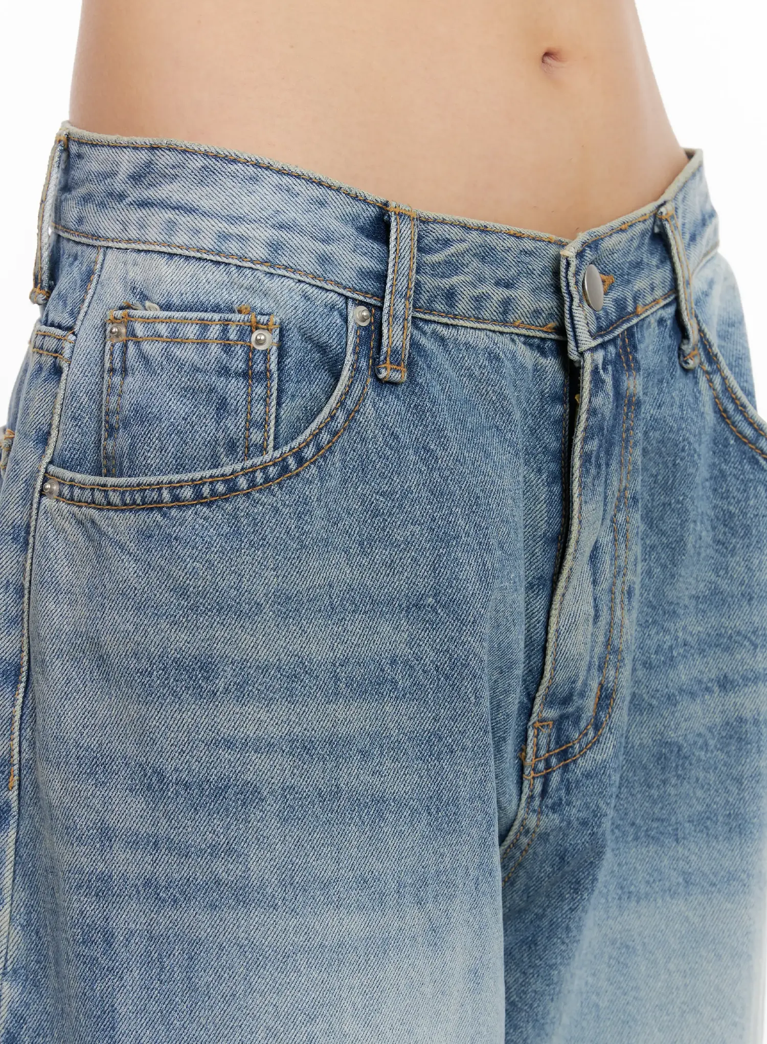 Koko Vintage-Wash Baggy Jeans CL528 - Image 4