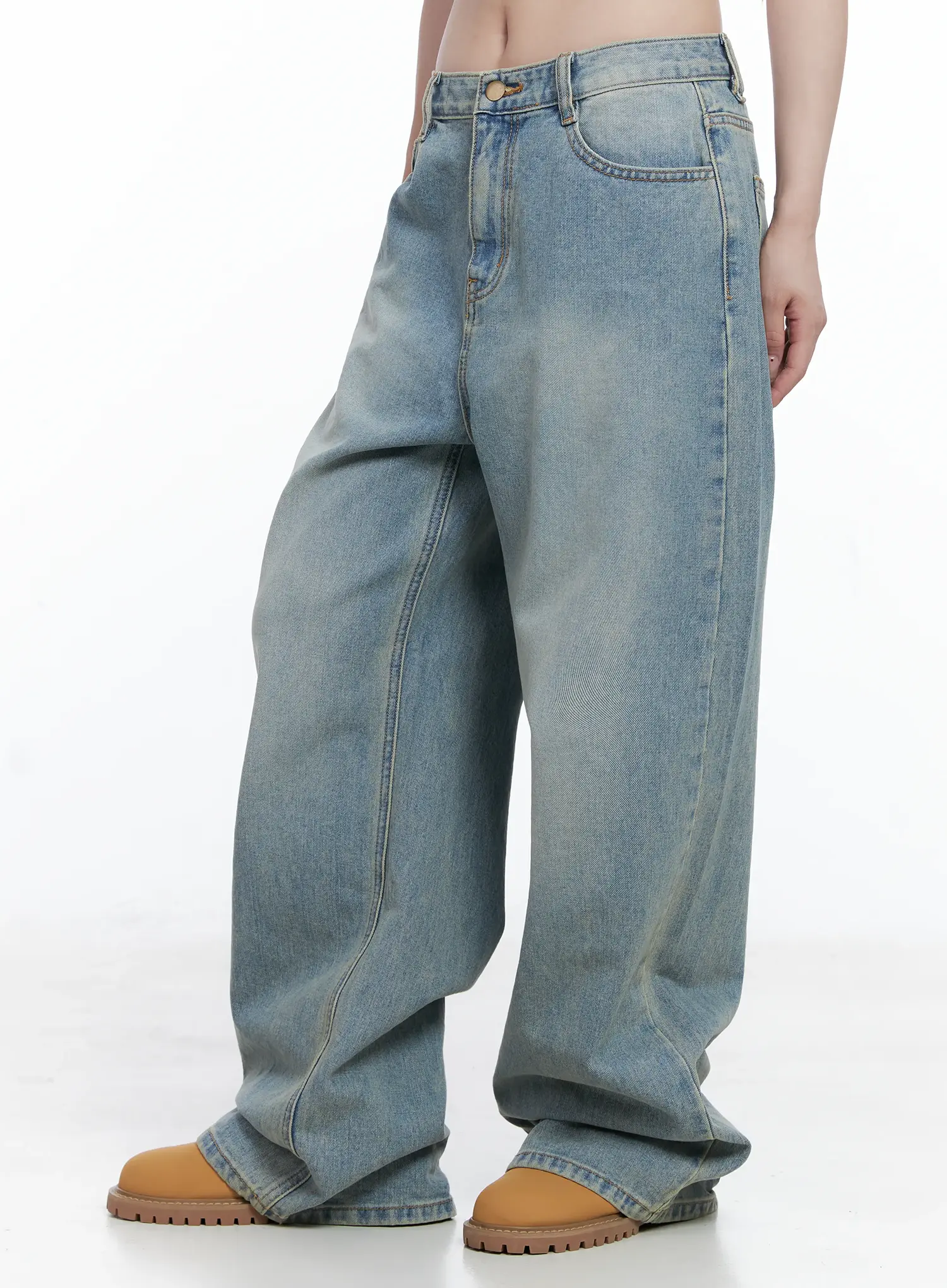 Kylee Washed Wide-Leg Jeans CS501 - Image 3