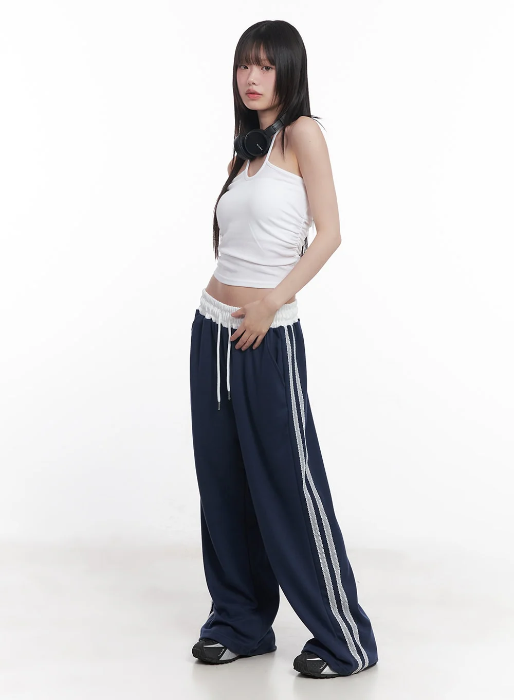 Lace-Striped Wide-Fit Sweatpants CU506