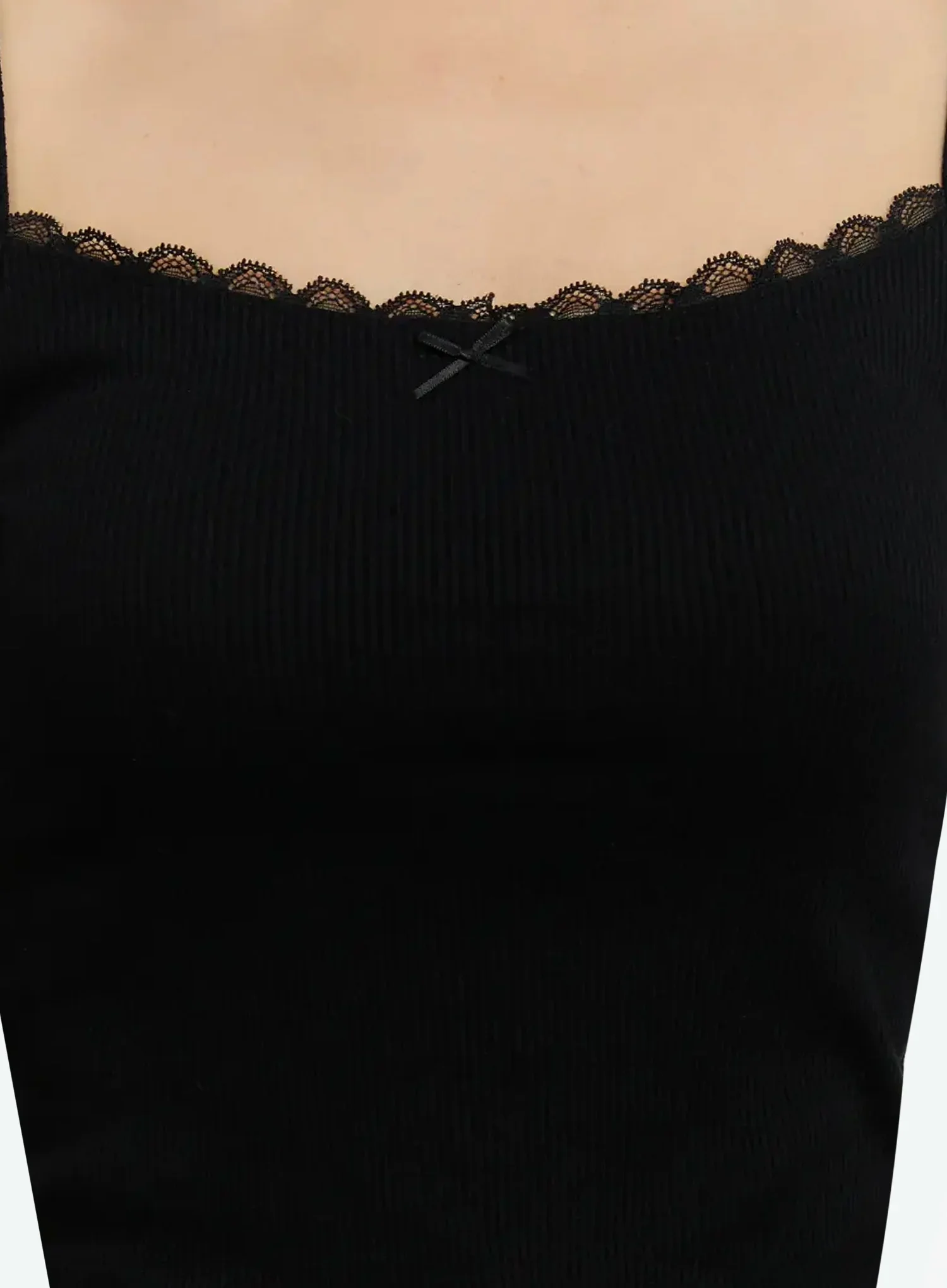 Lace Trim Cropped Tank Top ID525 - Image 3