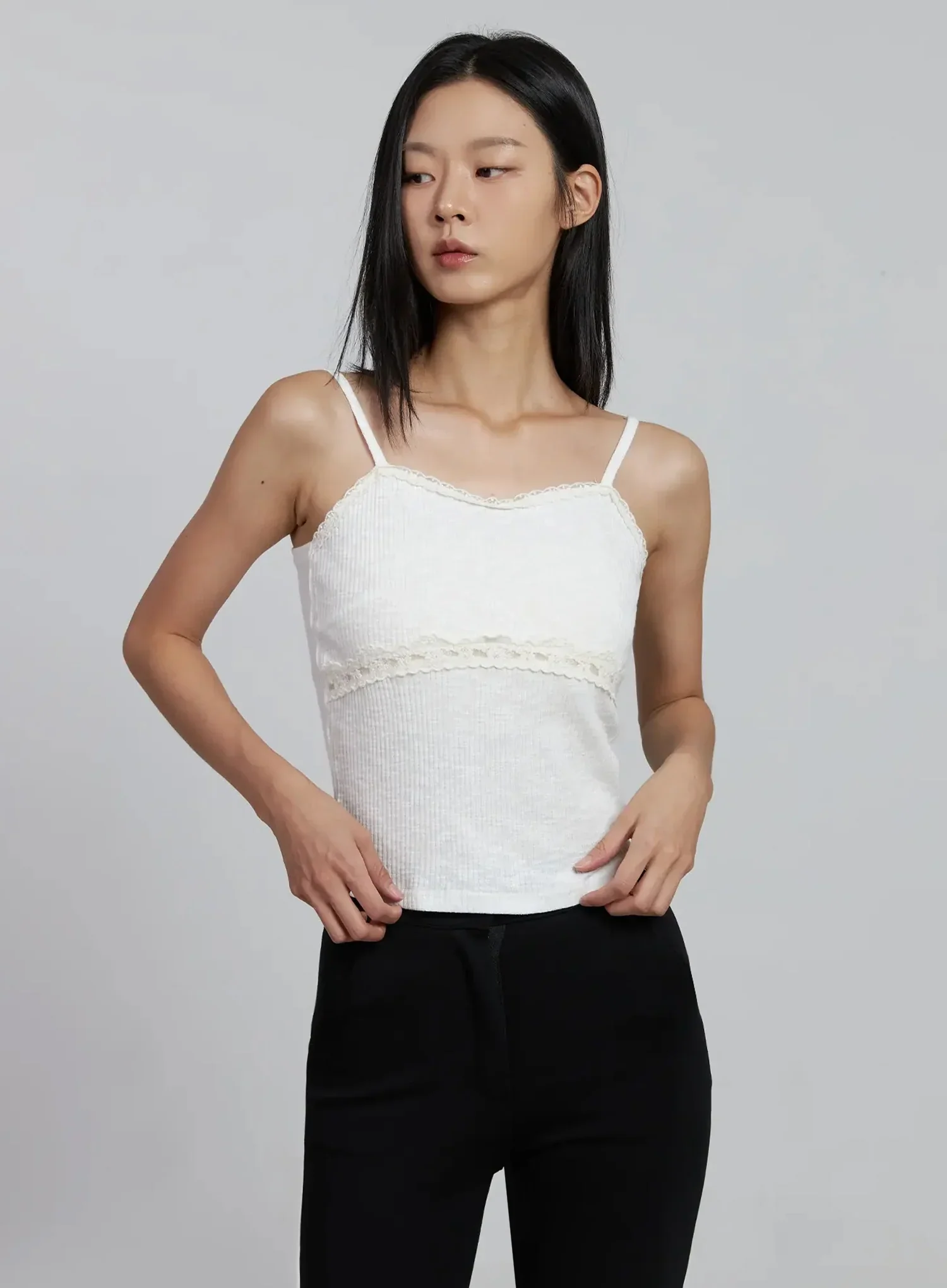 Lace Trim Sleeveless Camisole IM520 - Image 11
