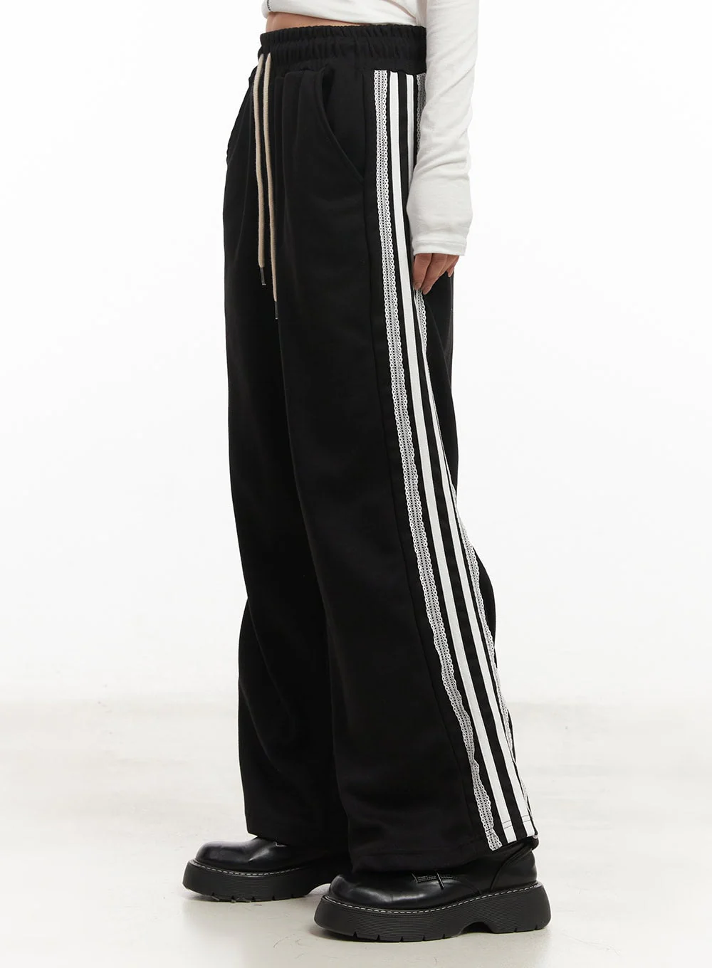 Lace Trim Striped Sweatpants CM504
