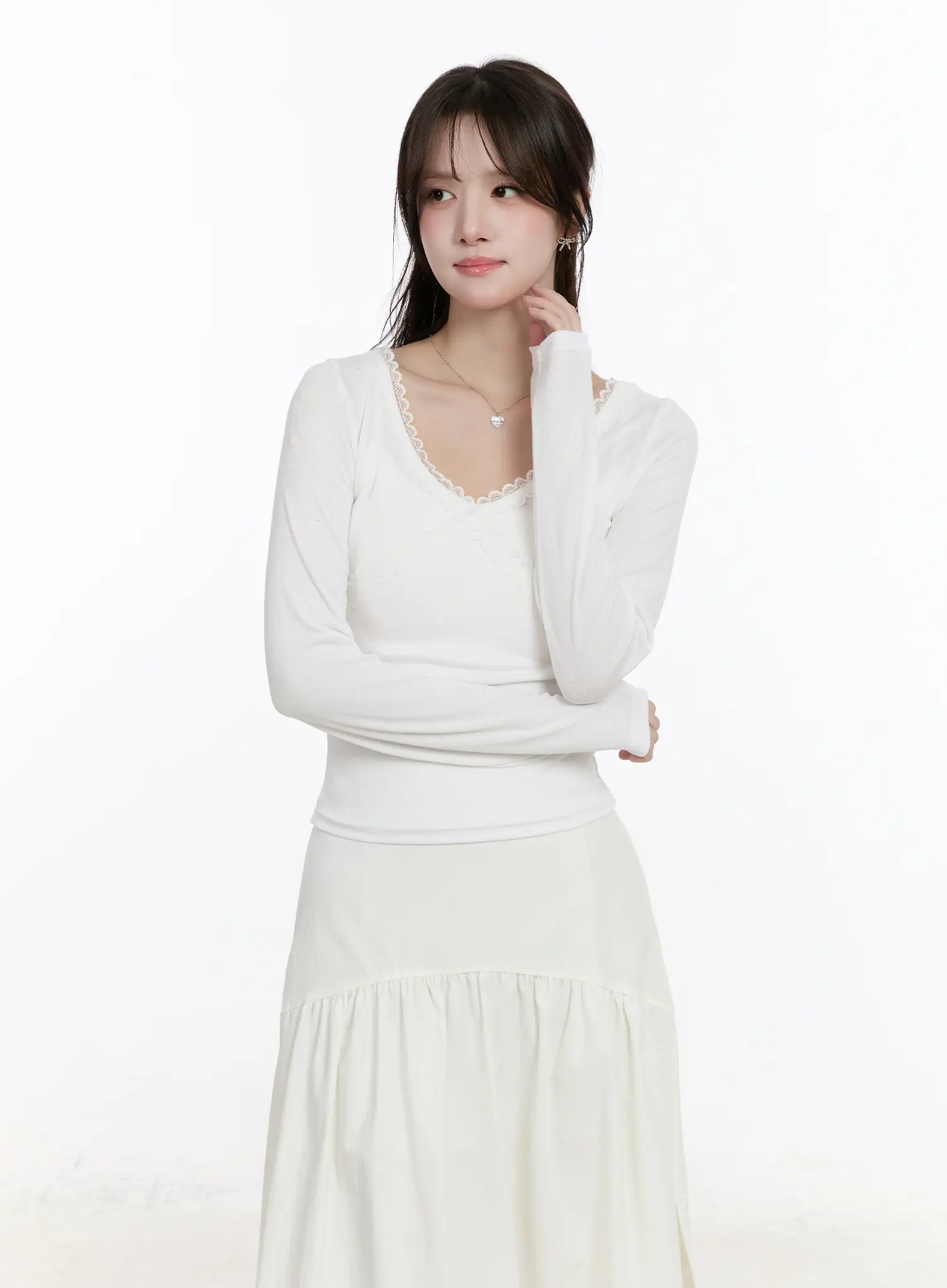 Lace Trimmed V-Neck Long Sleeve Top CM505 - Image 2