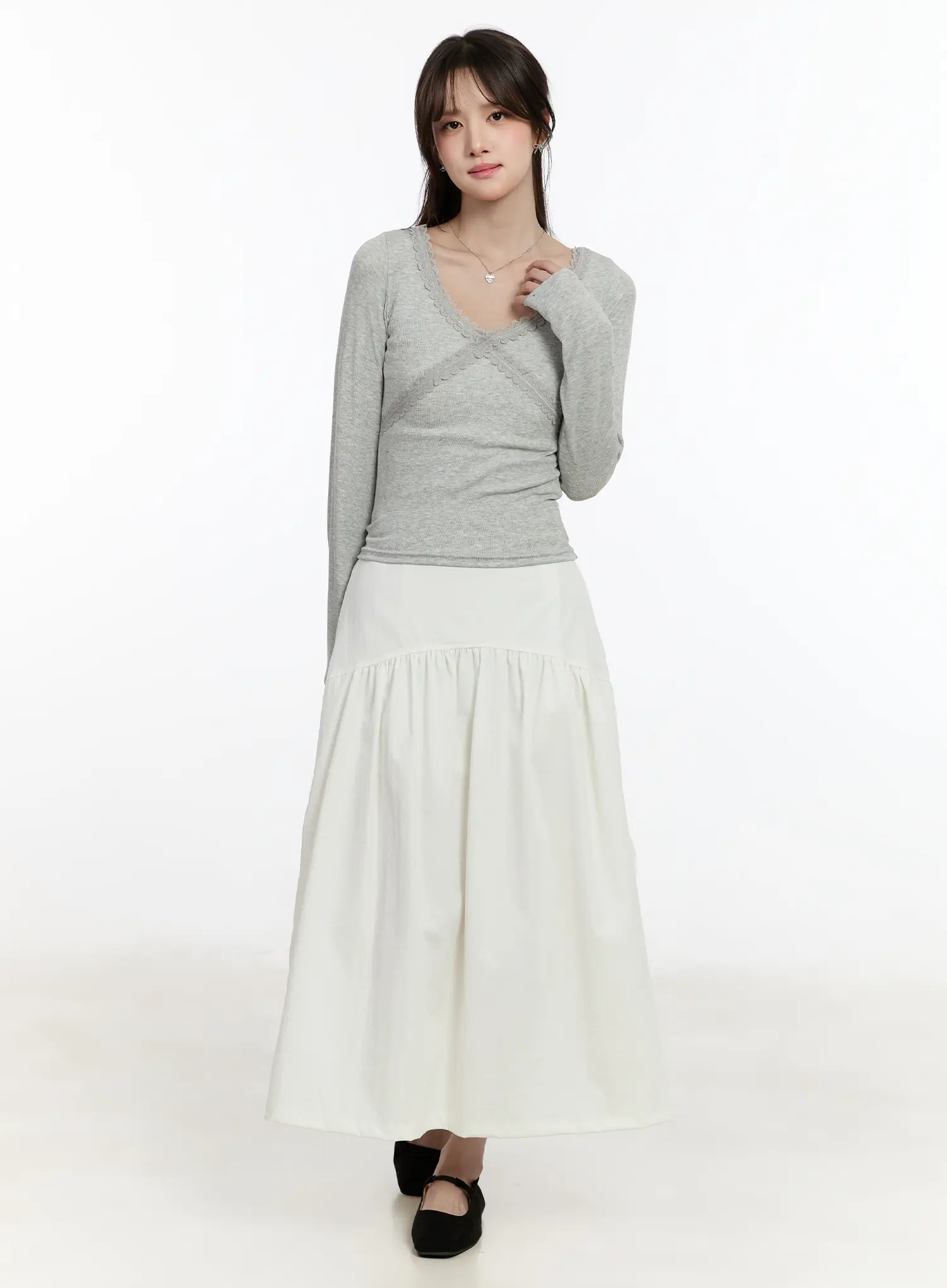Lace Trimmed V-Neck Long Sleeve Top CM505 - Image 3