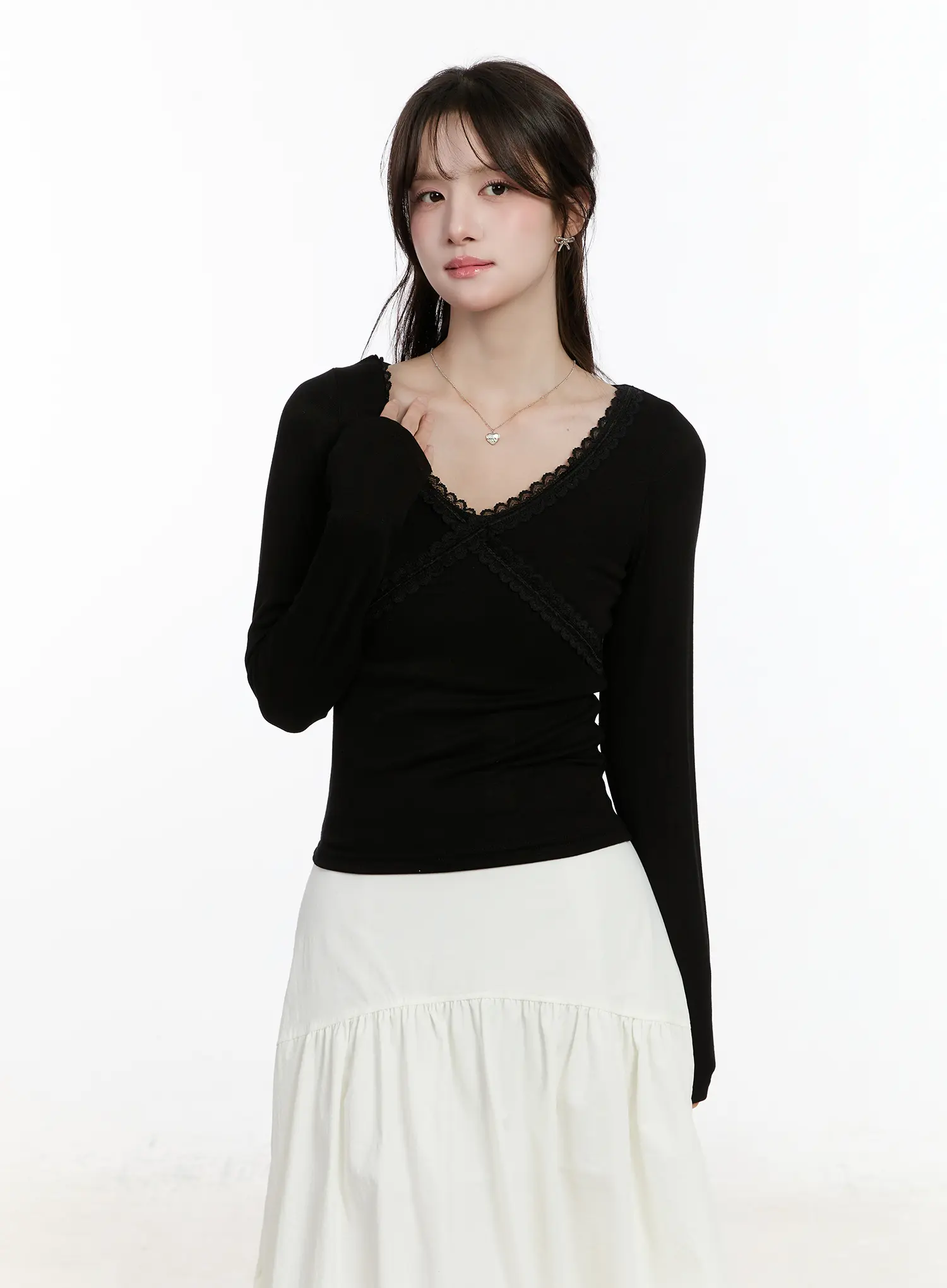 Lace Trimmed V-Neck Long Sleeve Top CM505 - Image 6