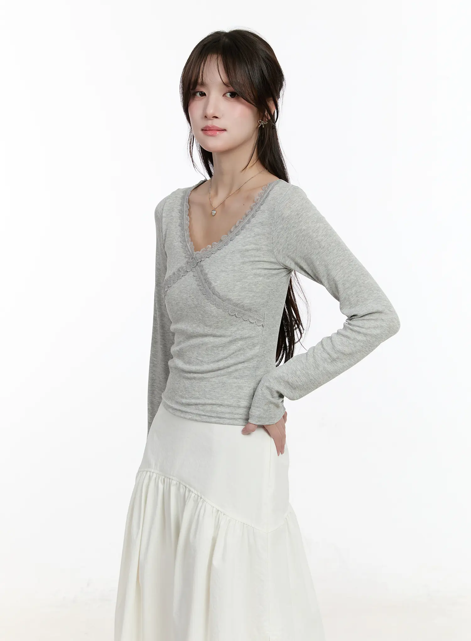 Lace Trimmed V-Neck Long Sleeve Top CM505 - Image 9