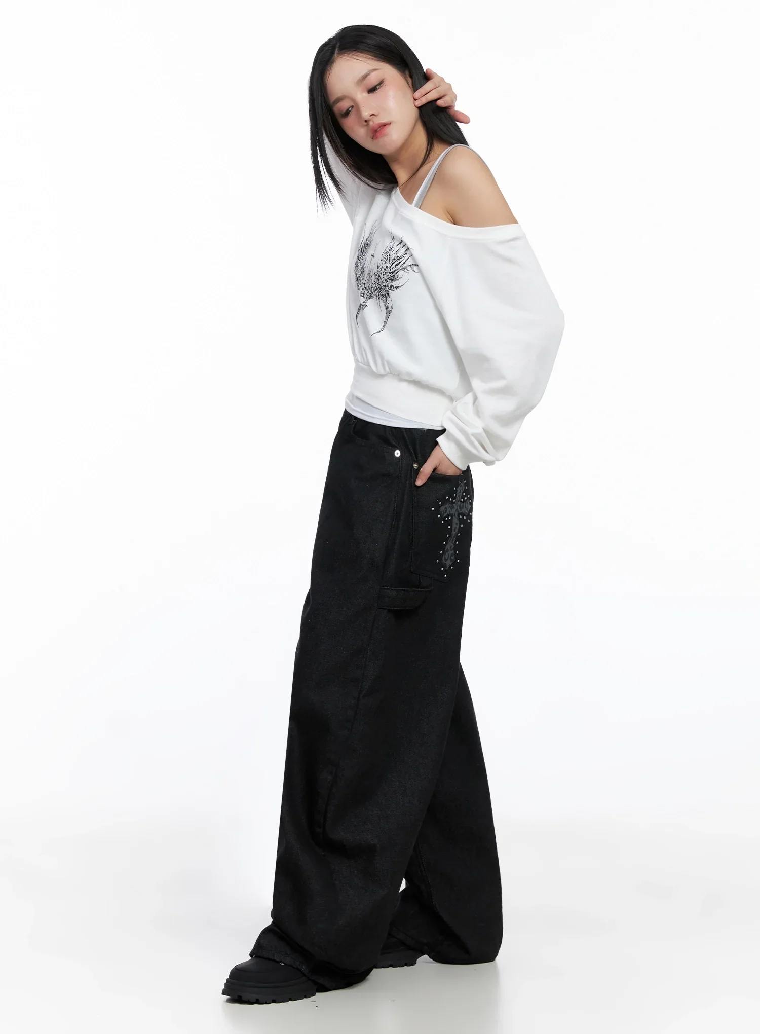 Lea Cross-Patch Baggy Jeans IS525 - Image 13