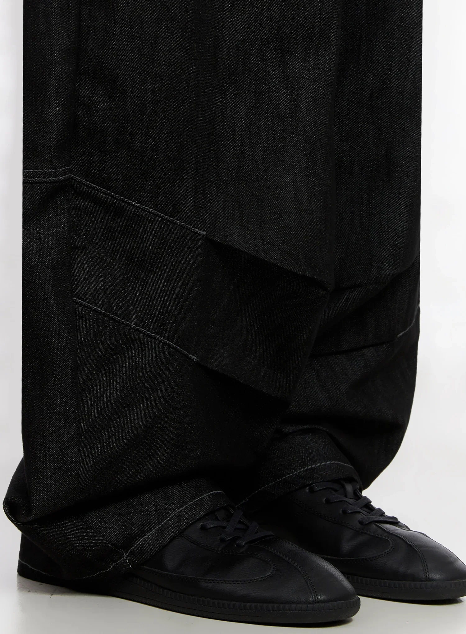 Leyla Pin-Tuck Wide-Leg Jeans IS515 - Image 3