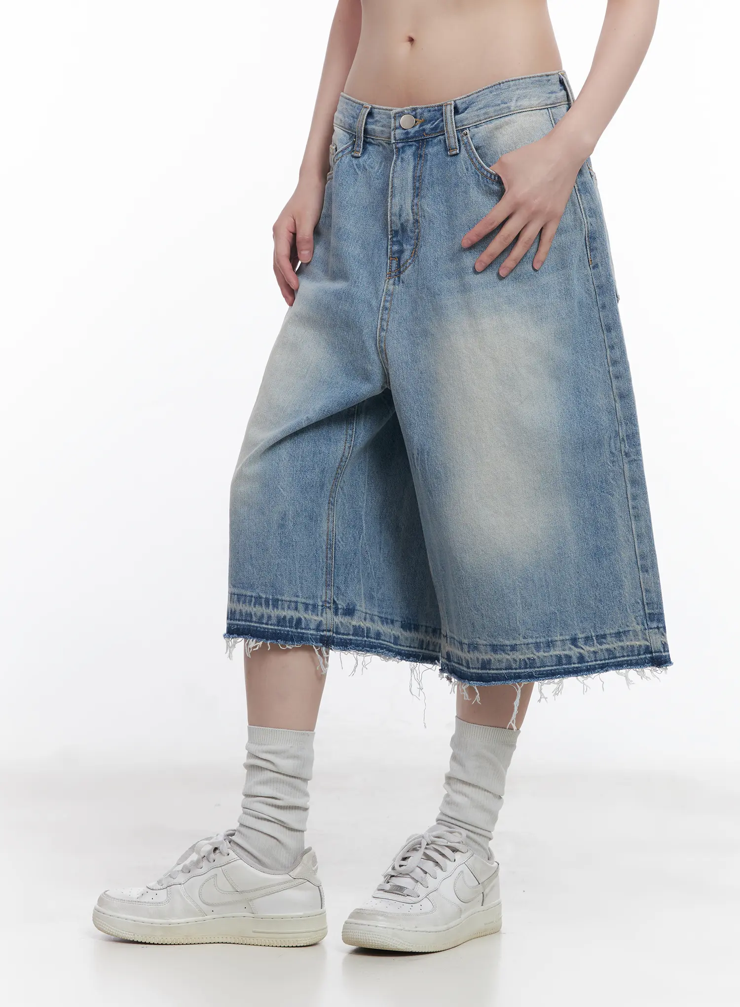 Light Wash Vintage Jorts CU519 - Image 5