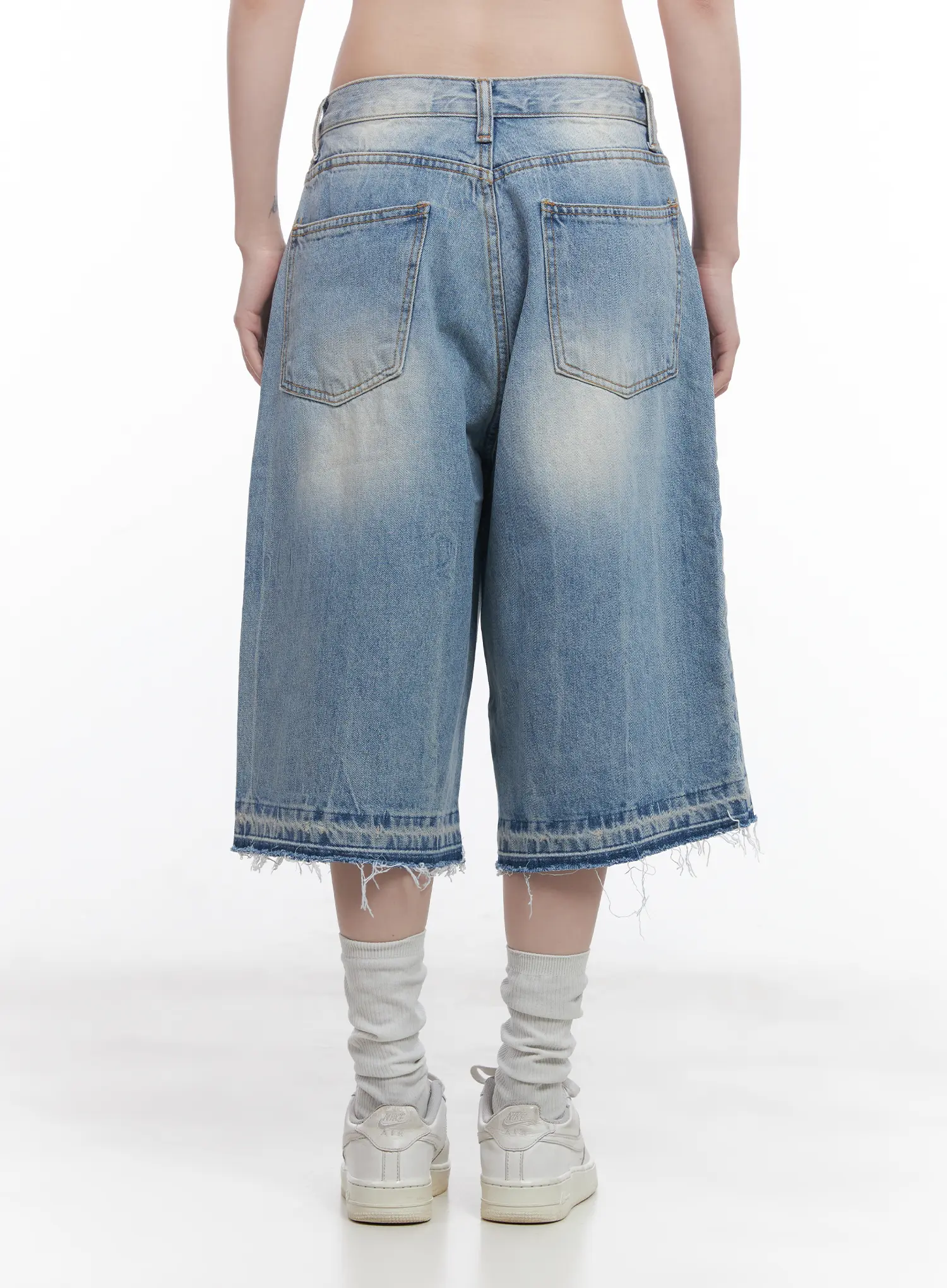 Light Wash Vintage Jorts CU519 - Image 8