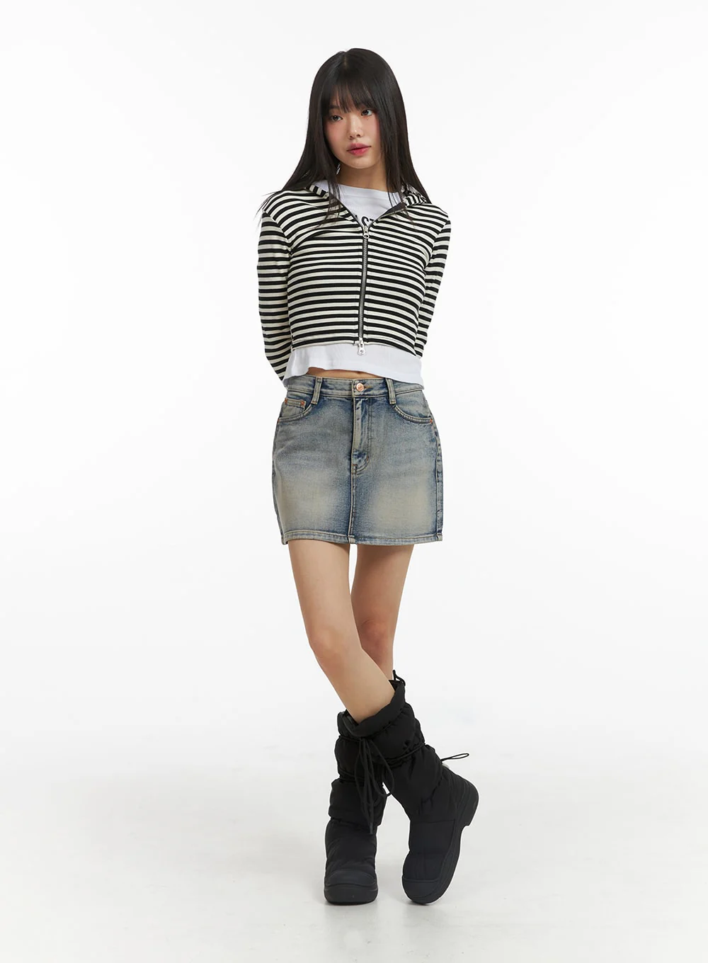 Light Washed Denim Mini Skirt CJ412 - Image 2