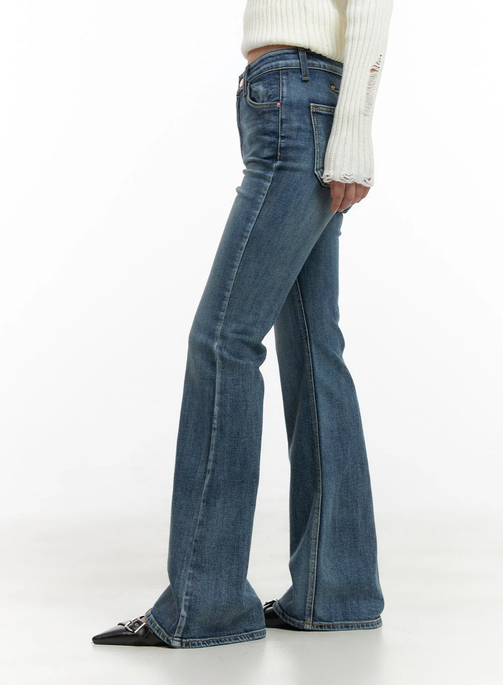 Lila Slim Bootcut Jeans CG422 - Image 3