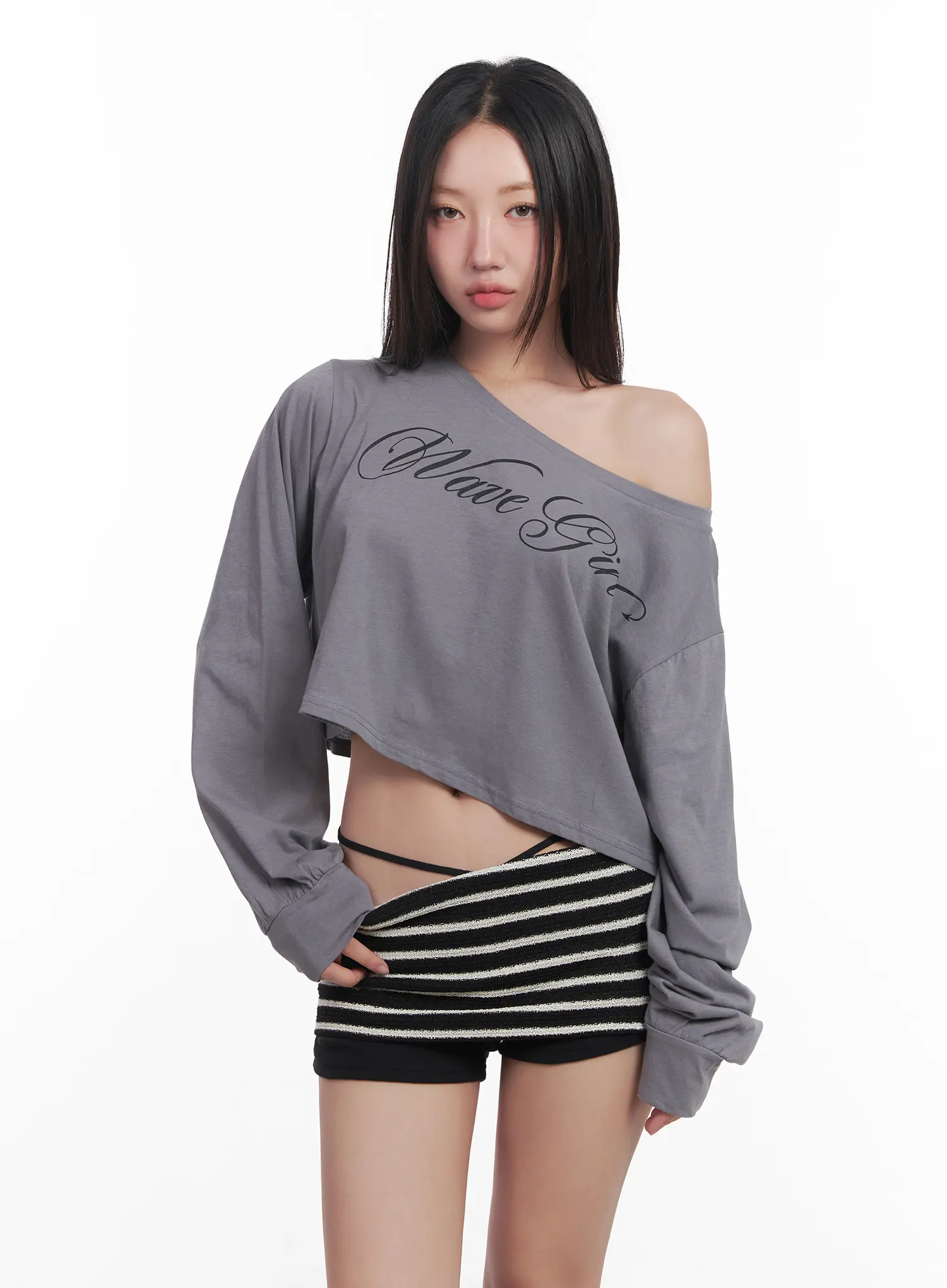 Long Sleeve Graphic Off-Shoulder Top CU516 - Image 13