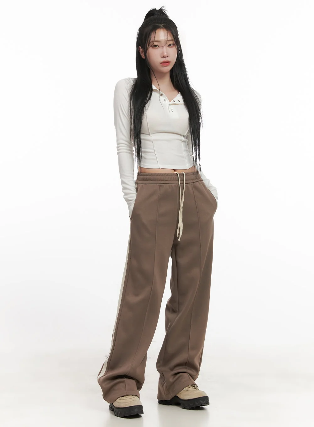 Long-Sleeve Hooded Buttoned Crop Top CJ516 - Image 2
