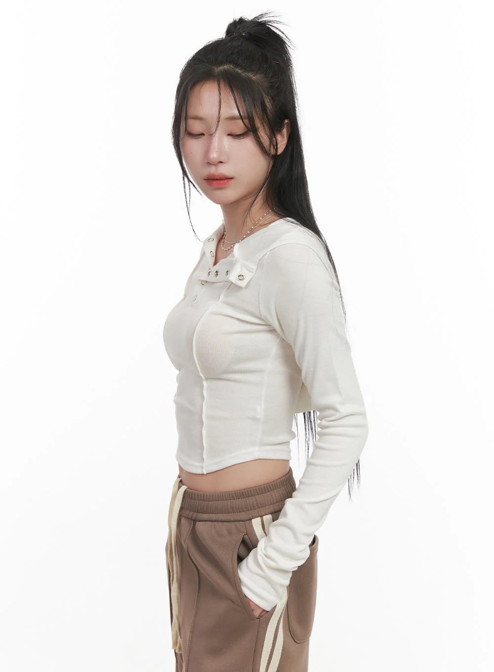 Long-Sleeve Hooded Buttoned Crop Top CJ516 - Image 5