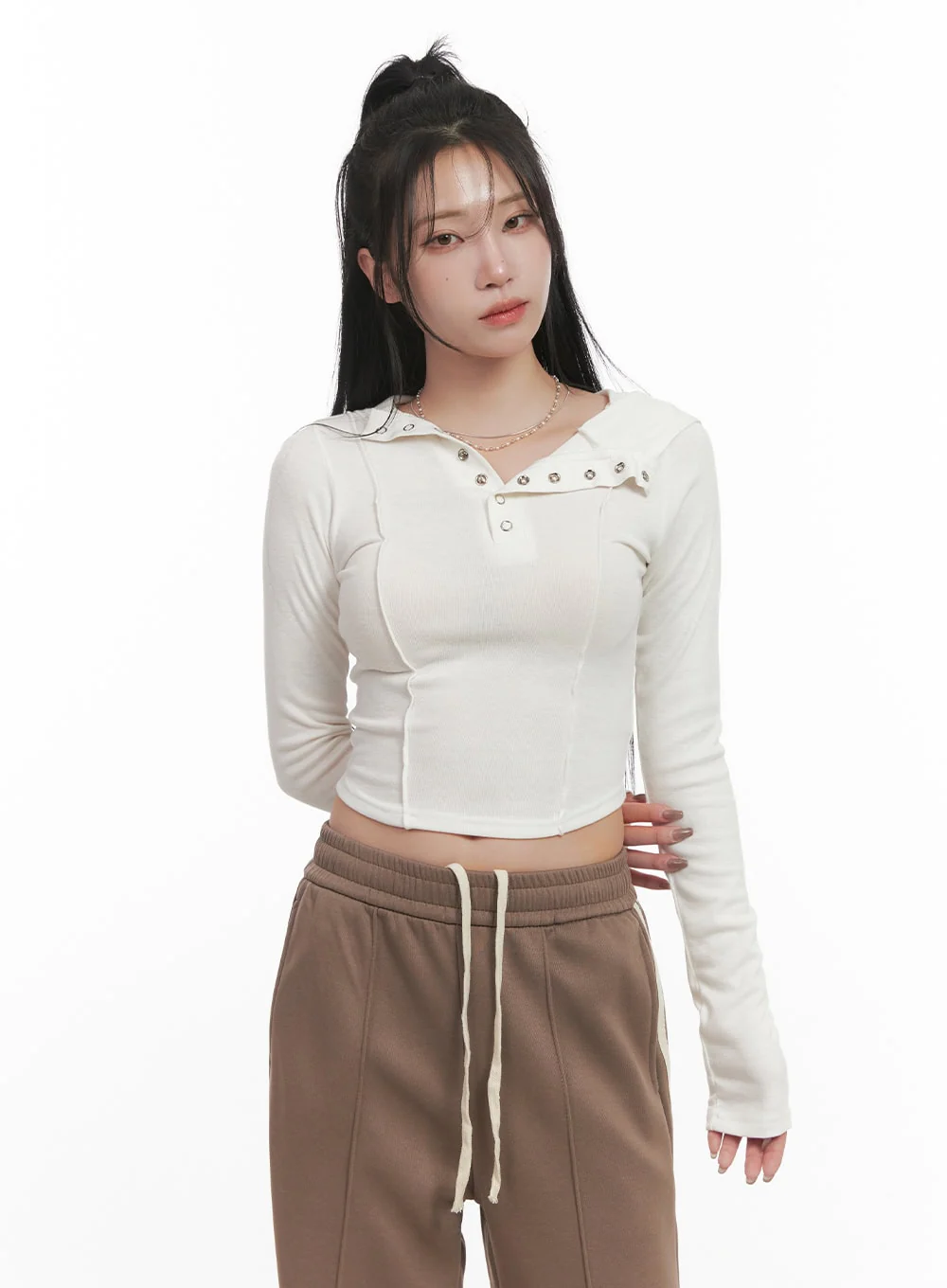 Long-Sleeve Hooded Buttoned Crop Top CJ516 - Image 7