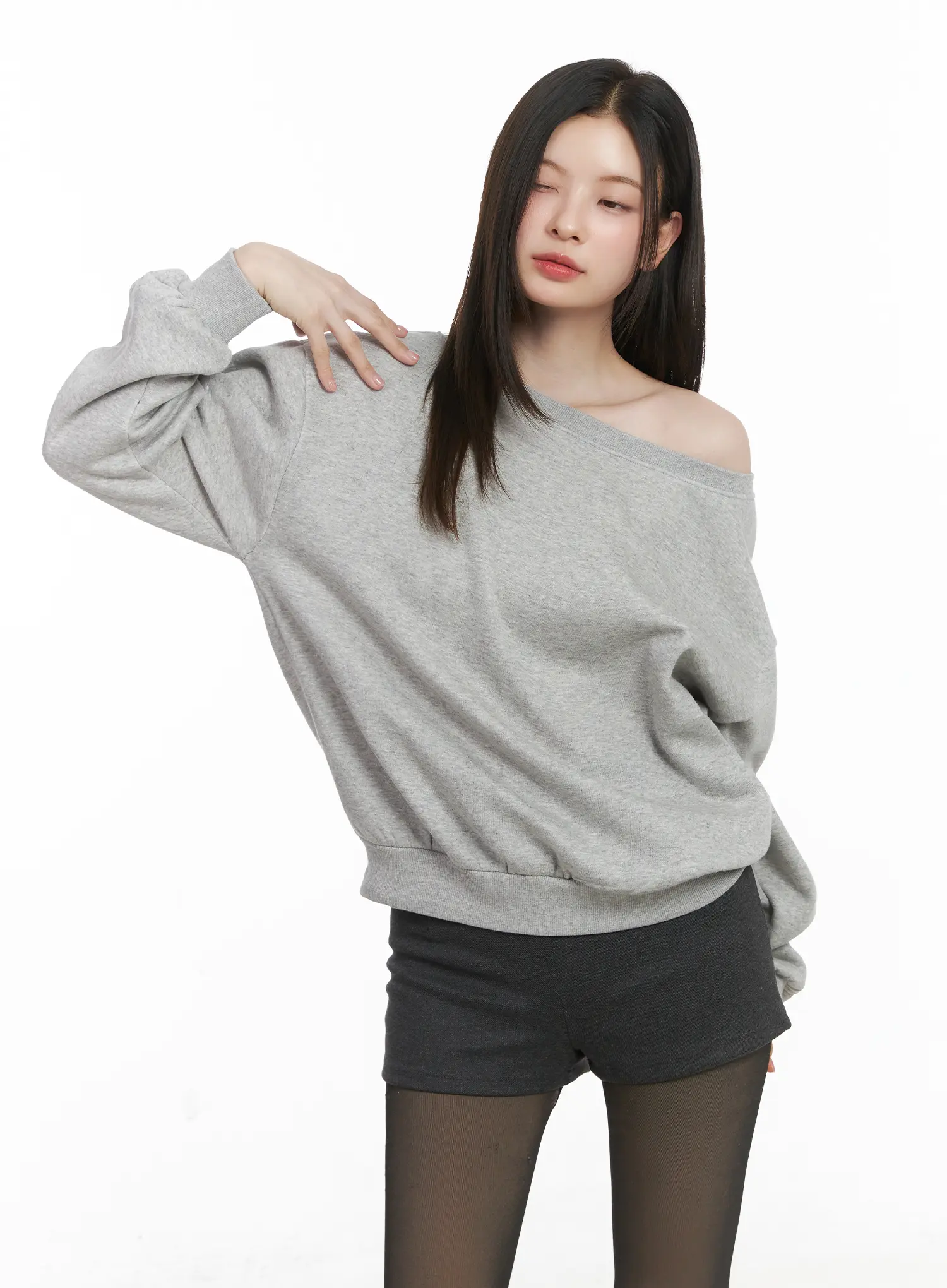 Loose-Fit Off-Shoulder Fleece Lined Sweatshirt CJ507 - Image 6