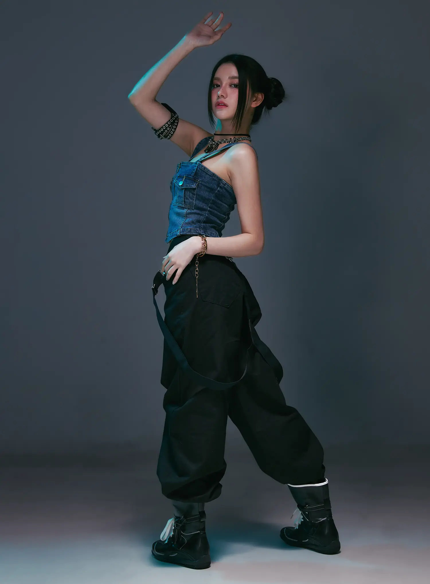 Low-Rise Back Detail Wide Pants CS525 - Image 4