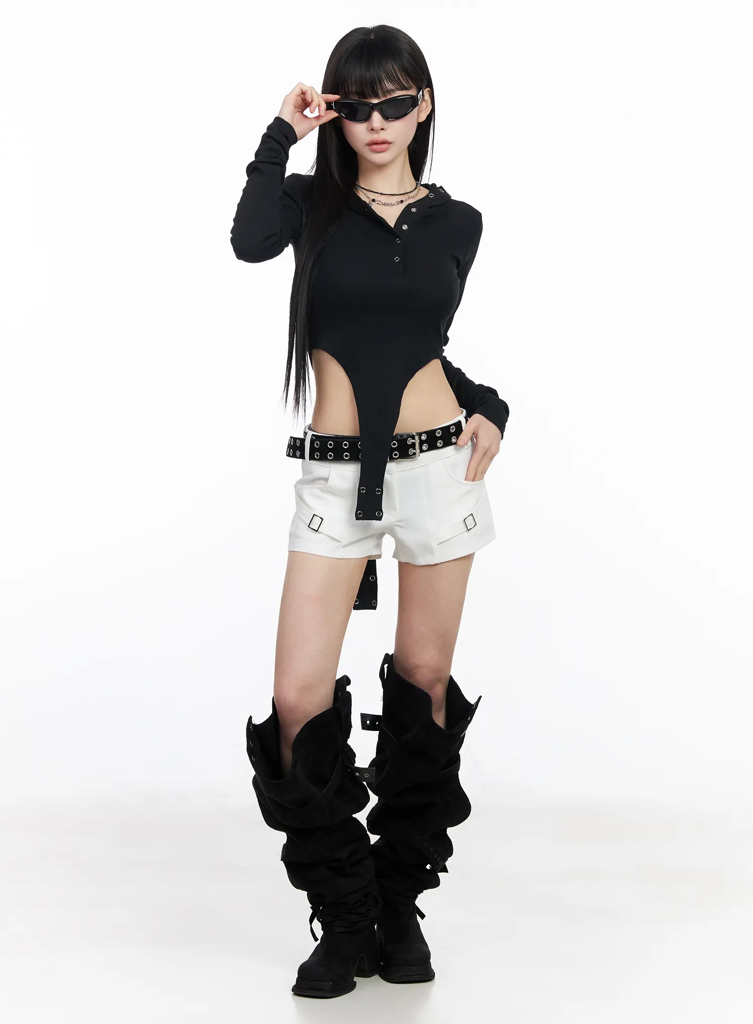 Low Rise Buckle Shorts CF519 - Image 2