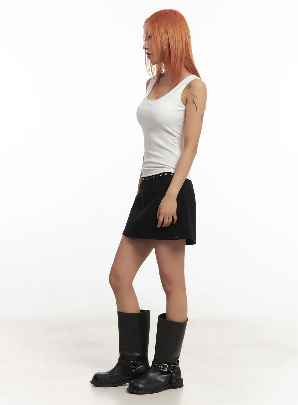 Low-Rise Eyelet Mini Skirt IA517 - Image 11