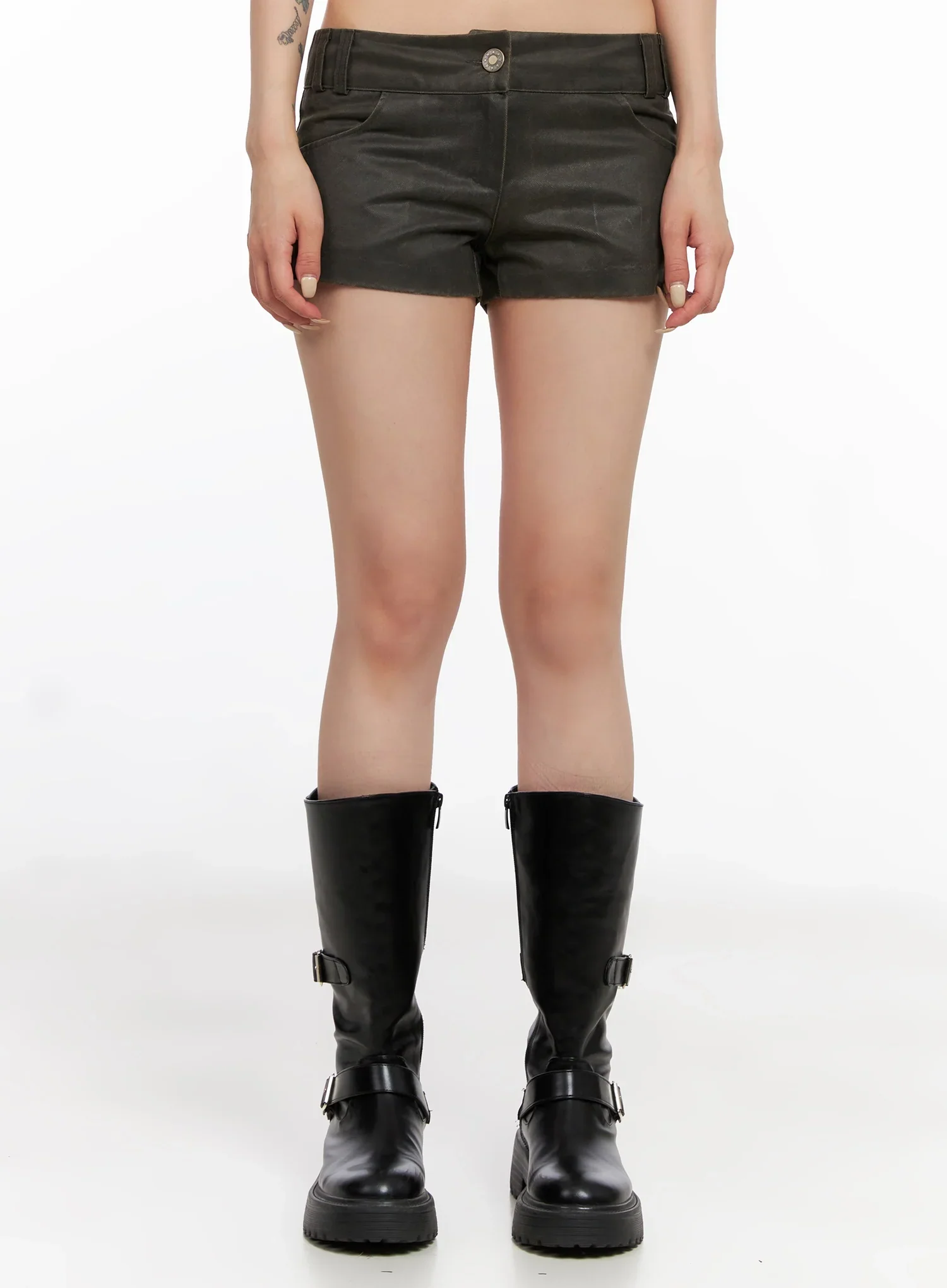 Low Rise Faux Leather Shorts IS508 - Image 4