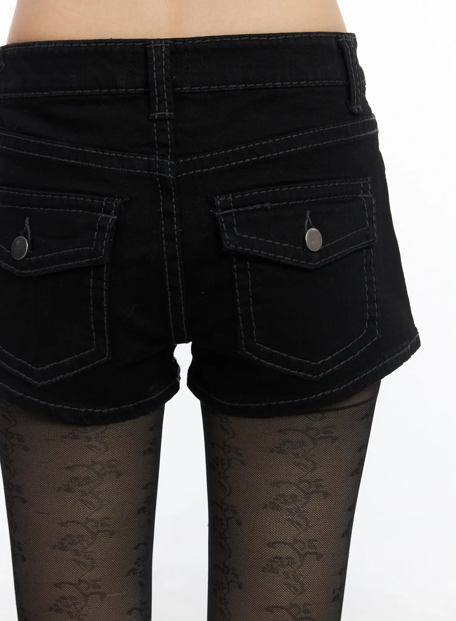 Low-Rise Short Pants CD519 - Image 10