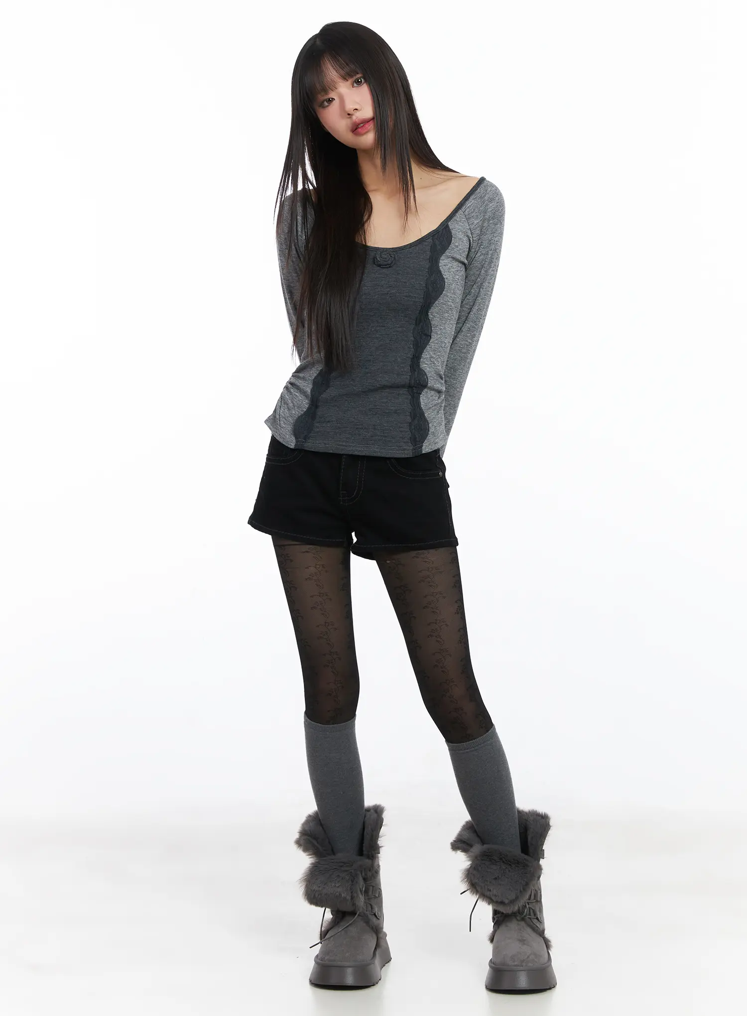 Low-Rise Short Pants CD519 - Image 7