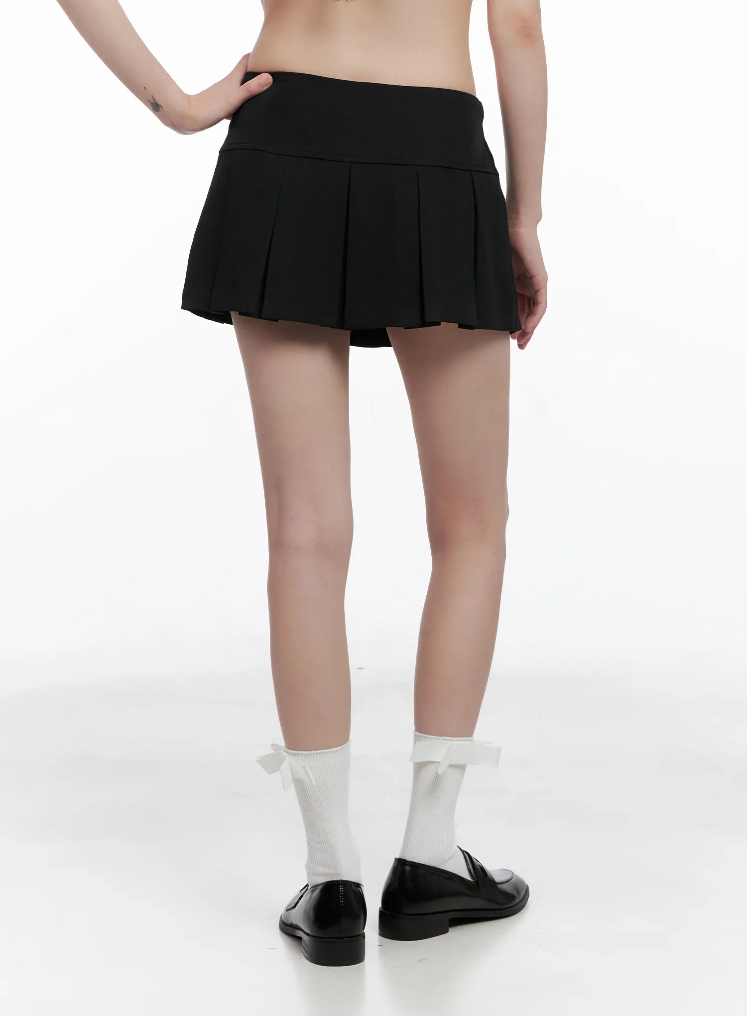 Low-Waisted Pleated Skirt CG518 - Image 7