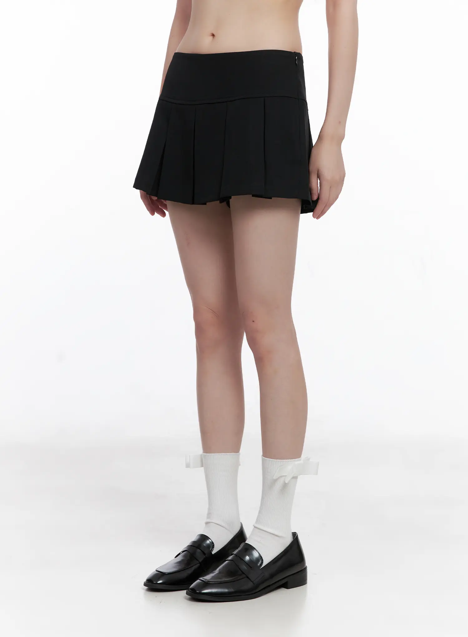 Low-Waisted Pleated Skirt CG518 - Image 8
