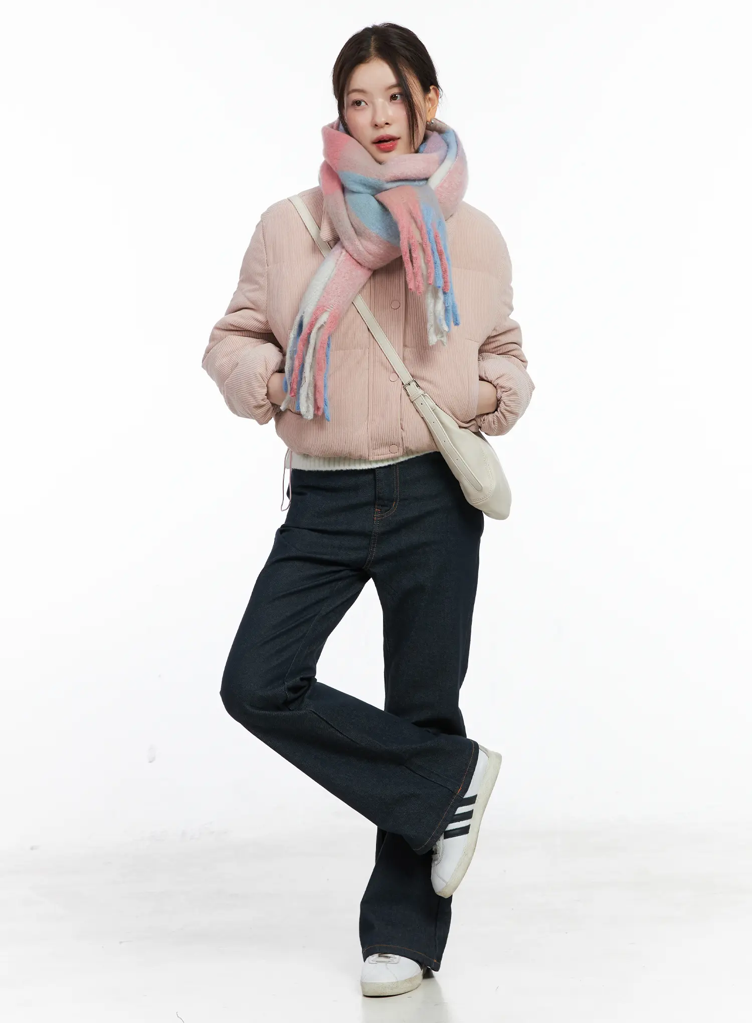 Luz Non-Fade Flare Jeans CN518 - Image 5