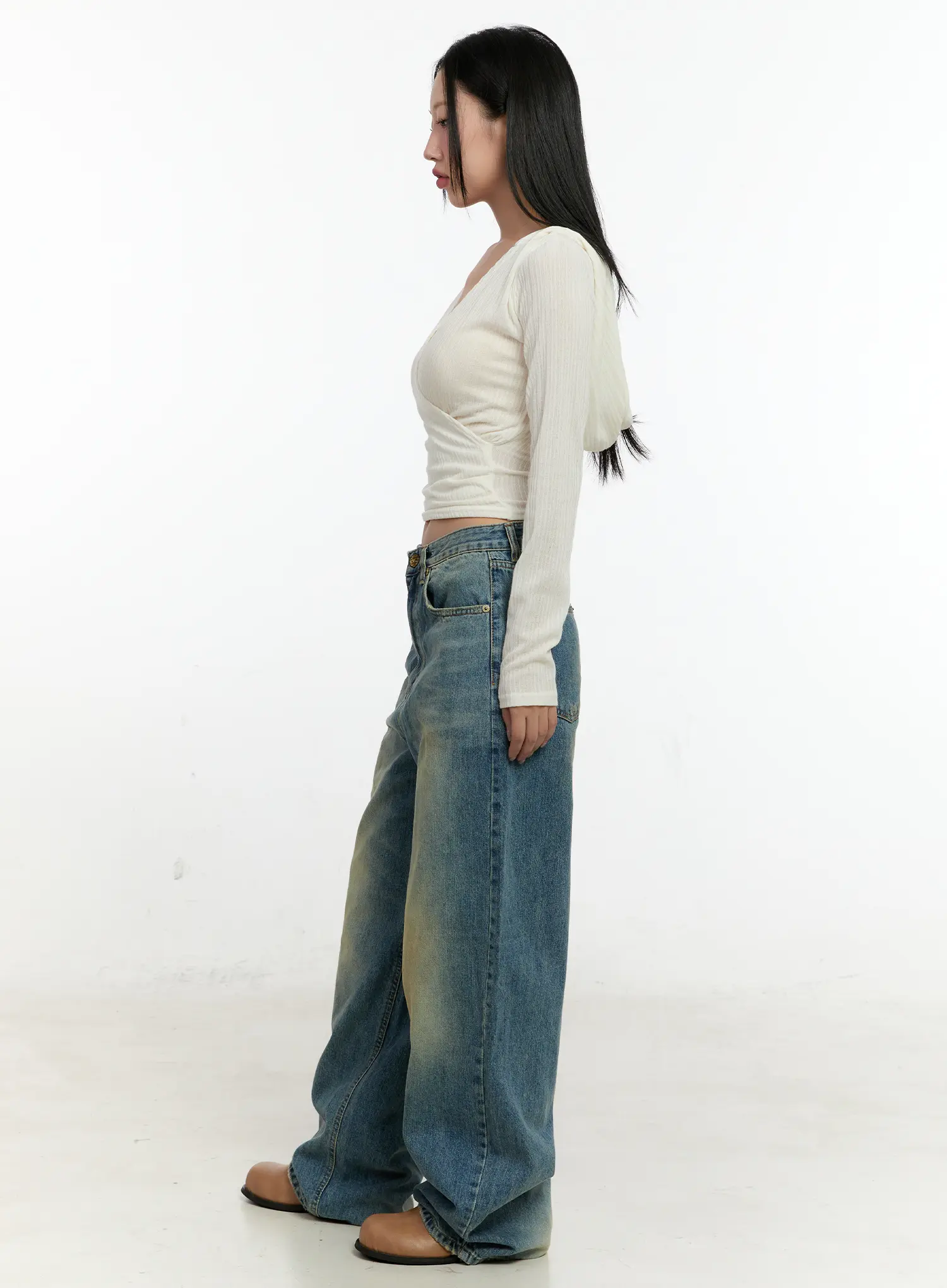Maci Vintage Wide-Leg Jeans CN505 - Image 4