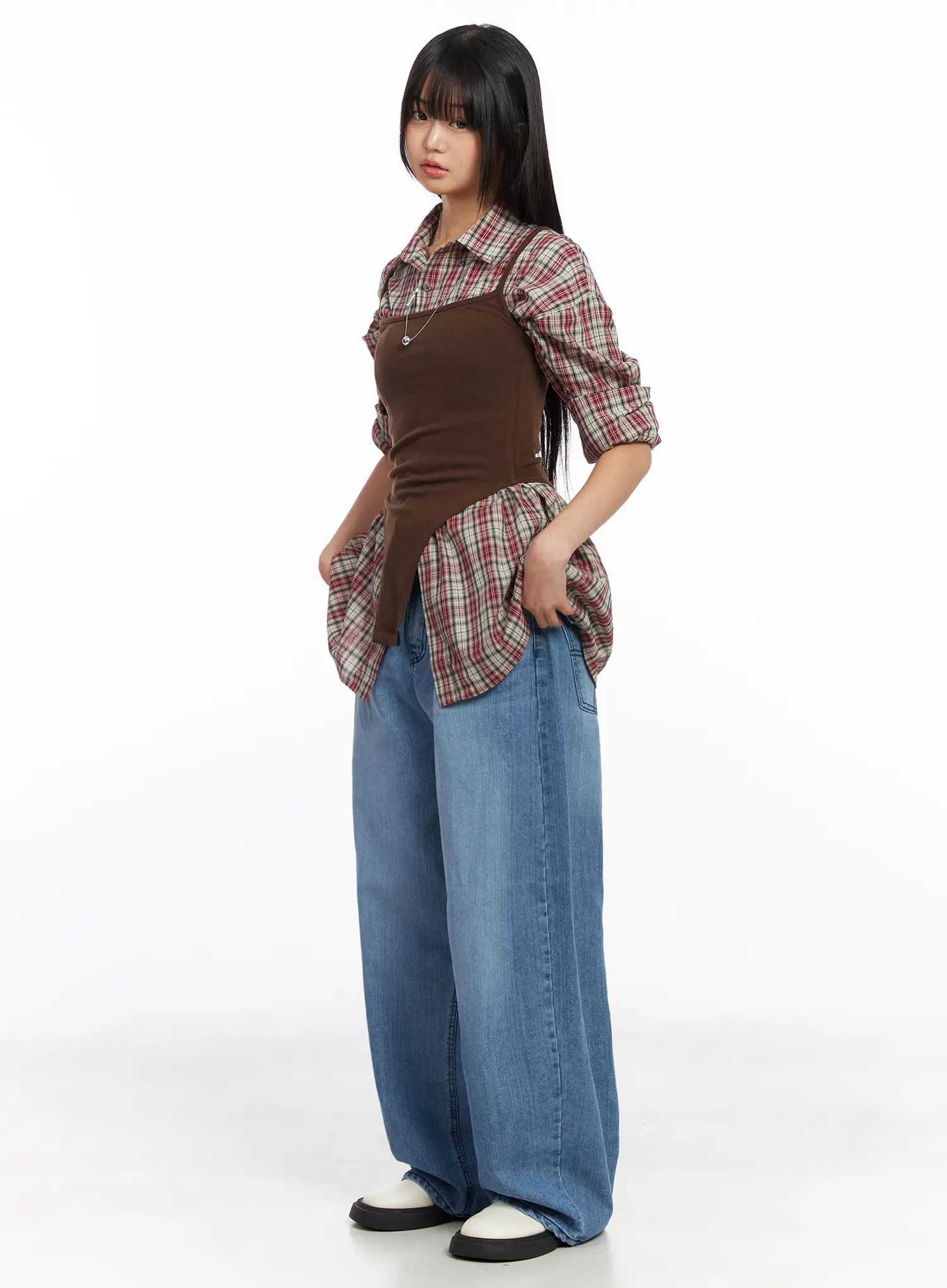 Marg Wide-Leg Washed Jeans CF506 - Image 4