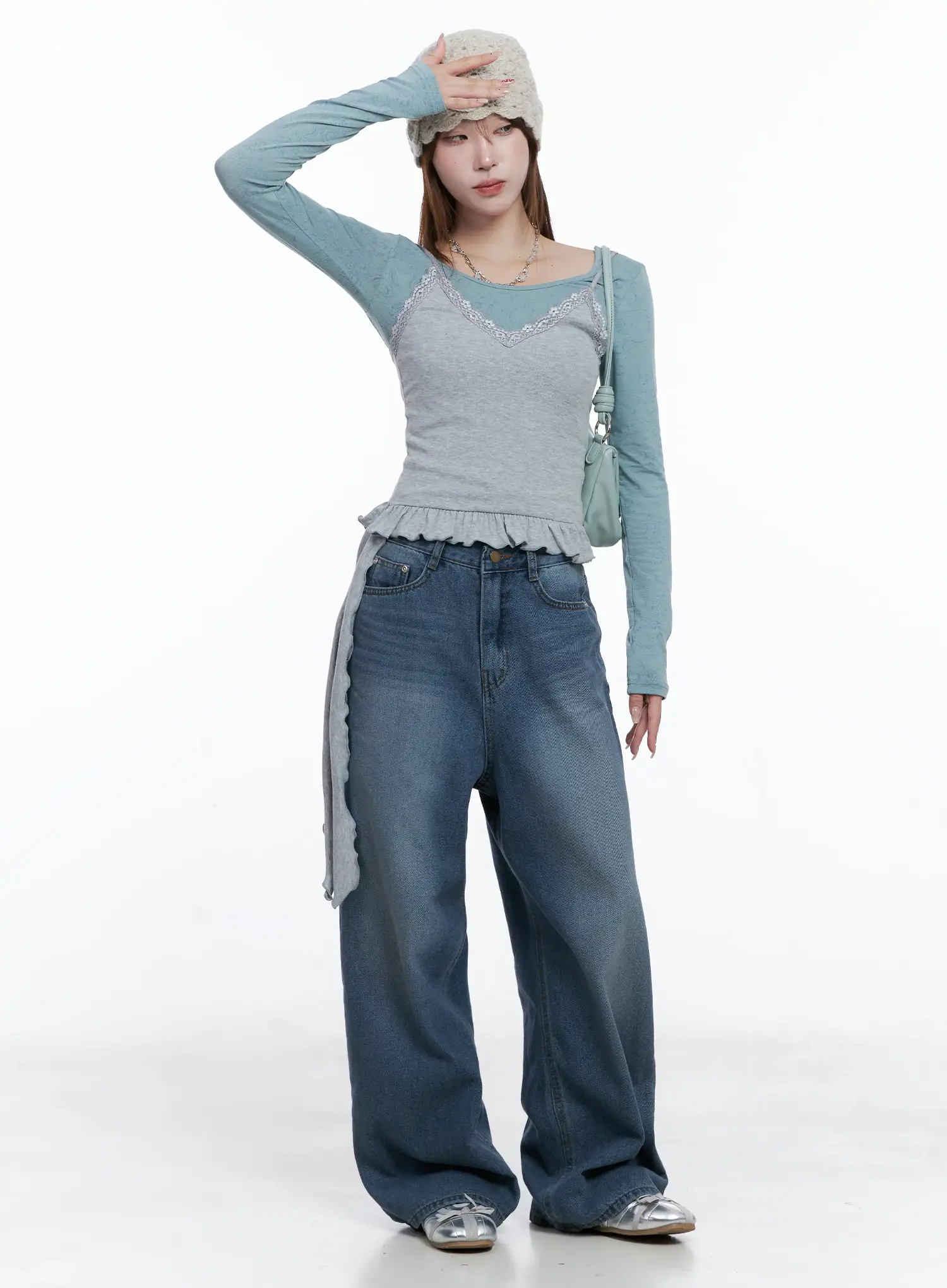 Margot Low-Rise Washed Wide-Leg Jeans CS501 - Image 7