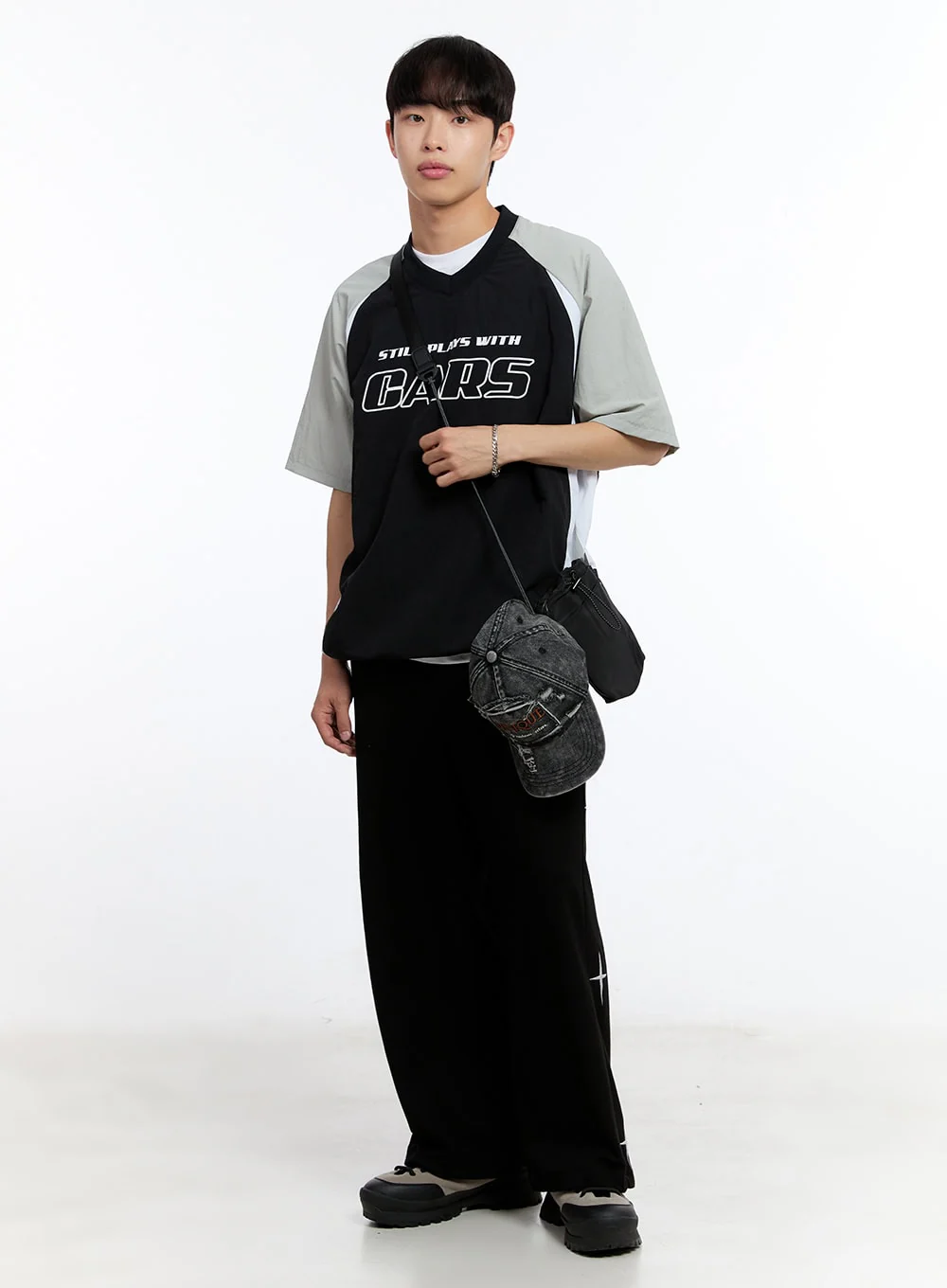 Men’s Cars Raglan Windbreaker T-Shirt IY529 - Image 2