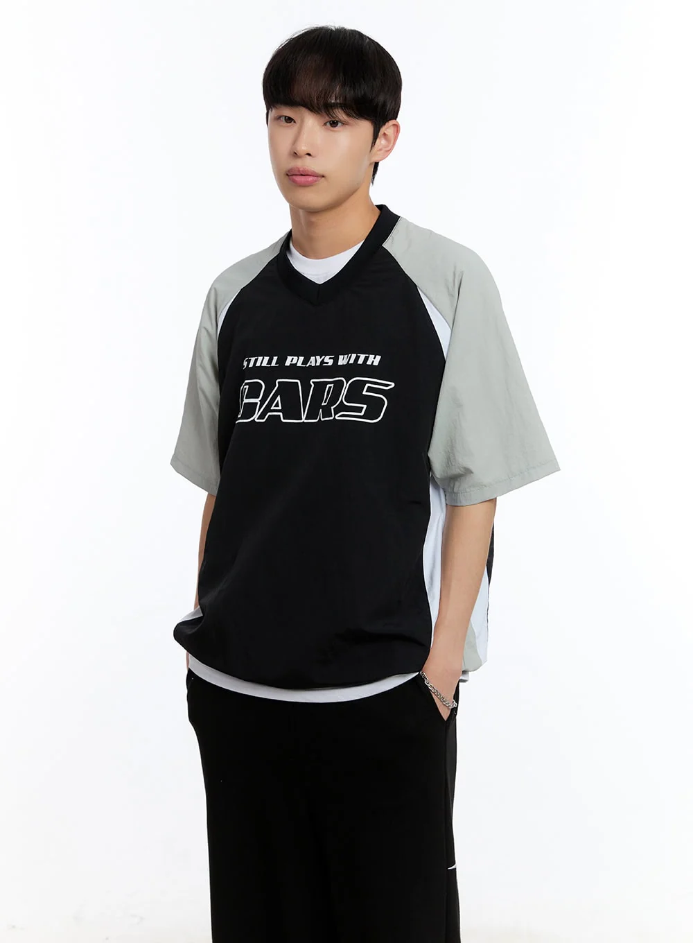 Men’s Cars Raglan Windbreaker T-Shirt IY529 - Image 3