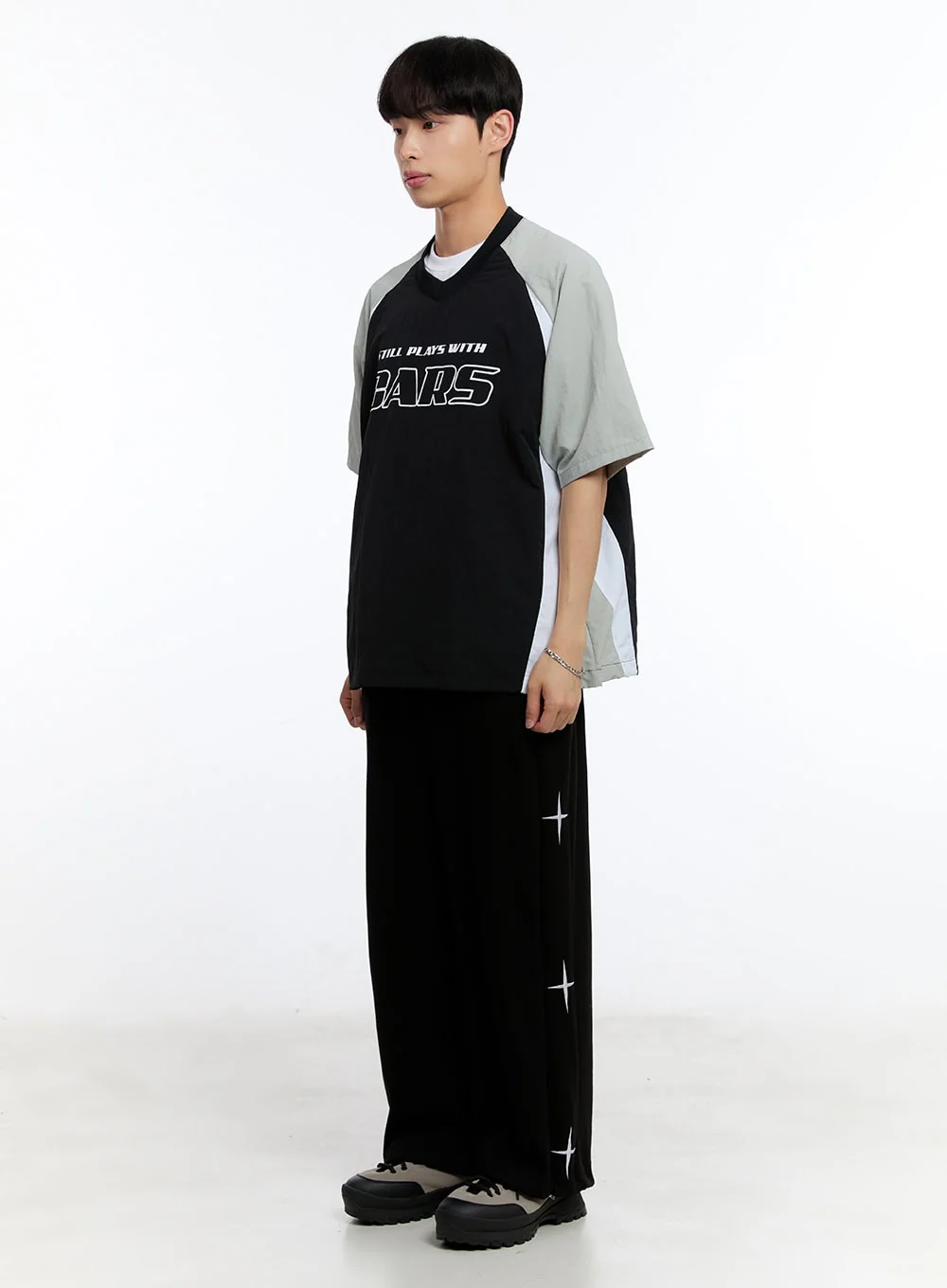 Men’s Cars Raglan Windbreaker T-Shirt IY529 - Image 9