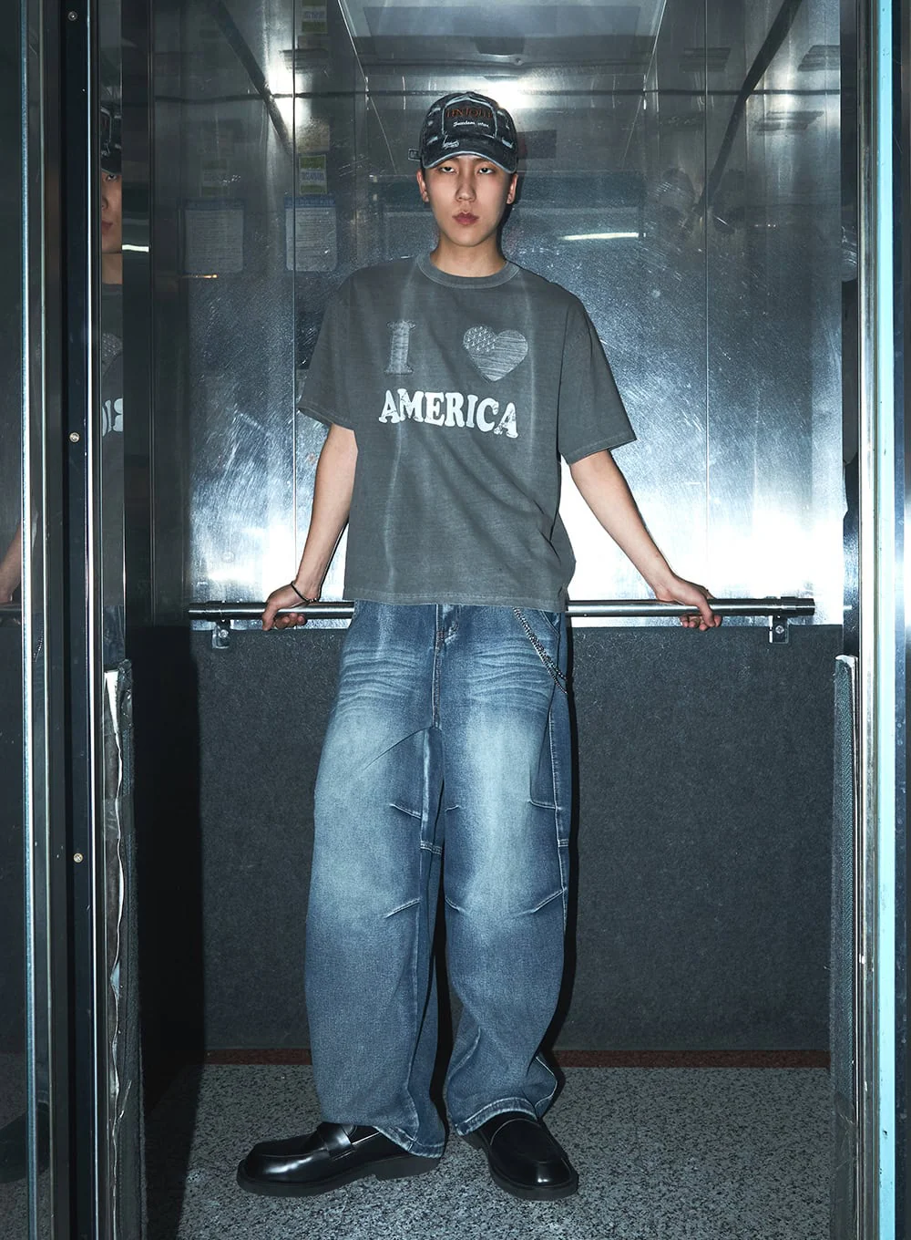 Men’s Pintuck Wrinkle Wide-Leg Jeans IU503 - Image 16