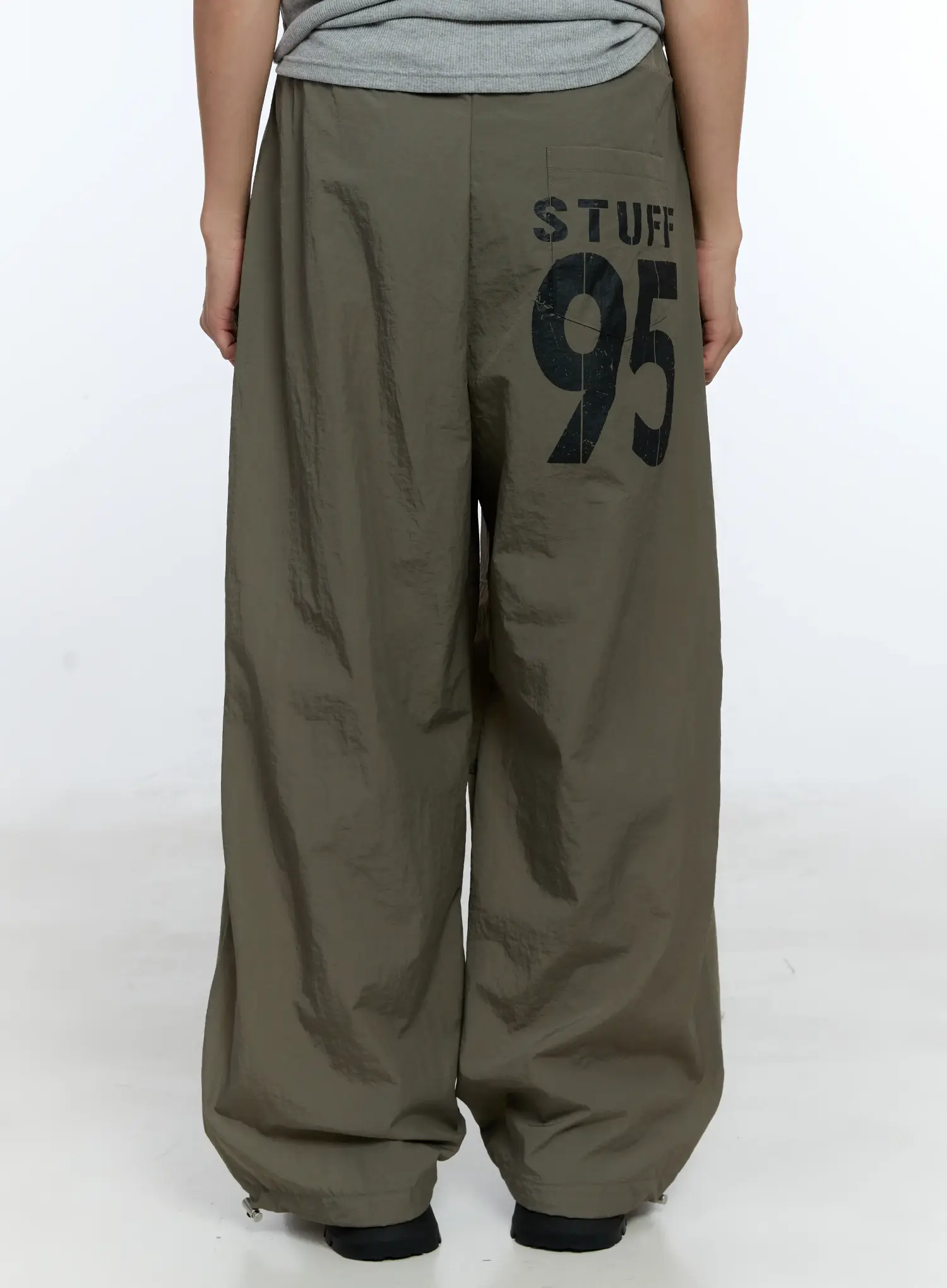 Men's 95 Parachute Pants IG519 - Image 11