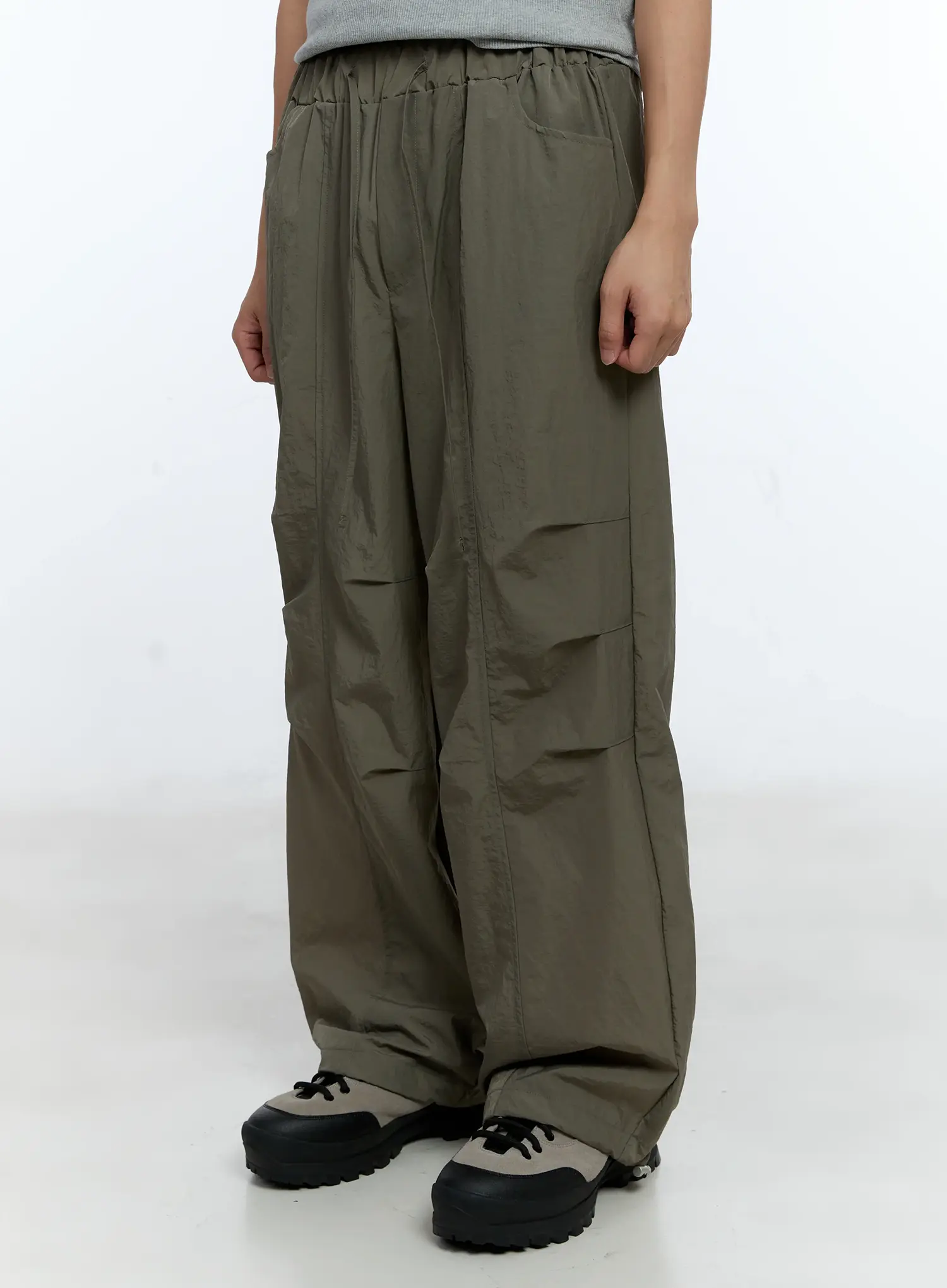Men's 95 Parachute Pants IG519 - Image 5