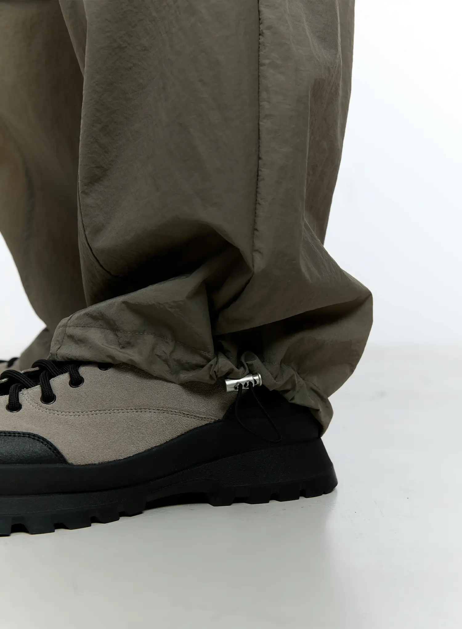Men's 95 Parachute Pants IG519 - Image 8