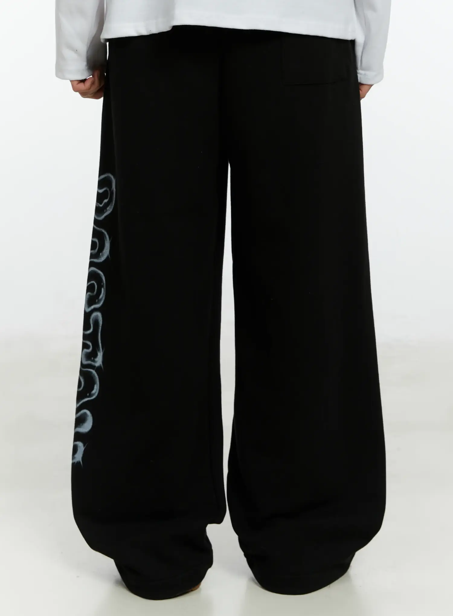 Men's Boston Graphic Relaxed Sweatpants IF511 - Image 7