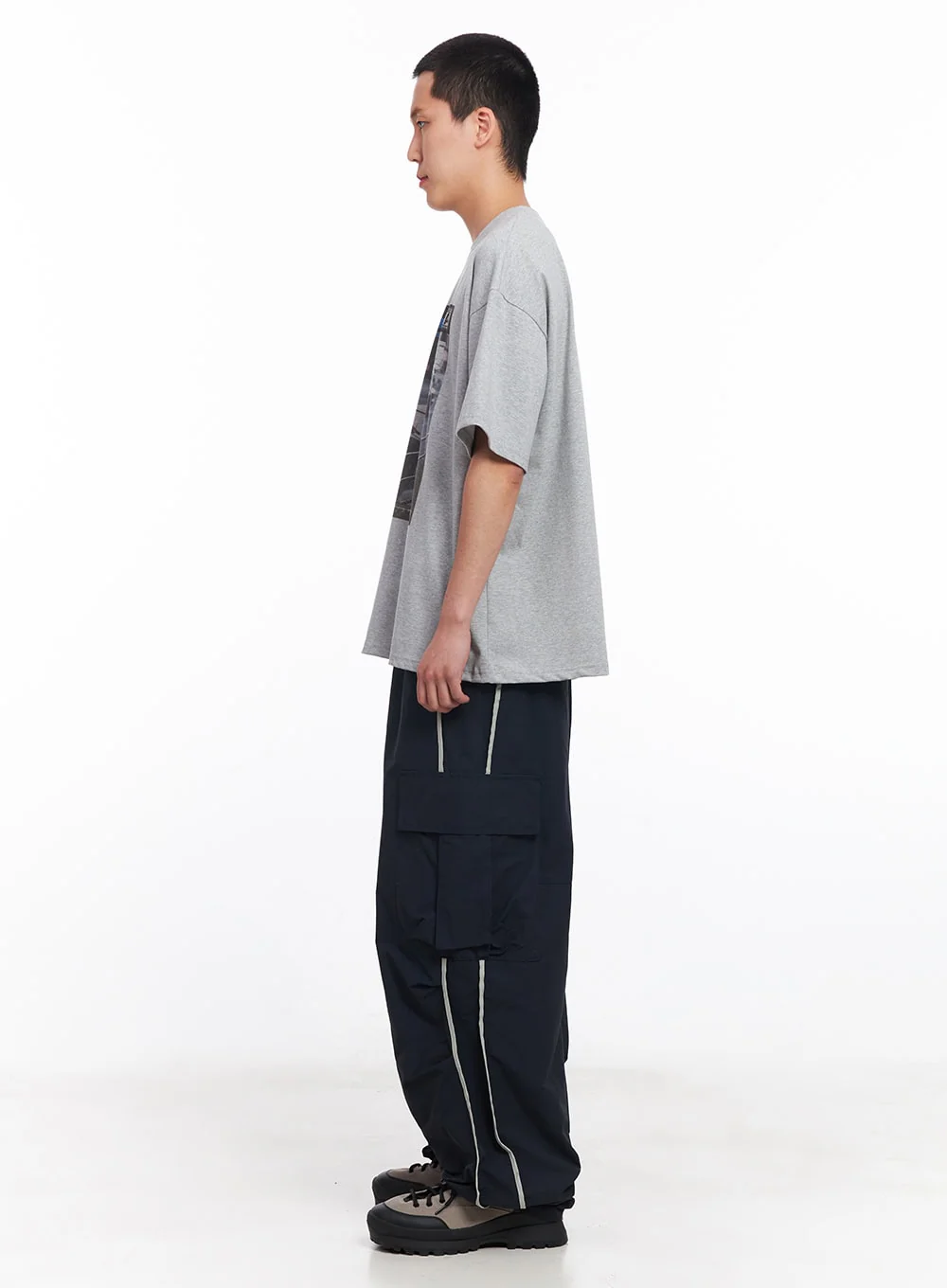 Men's Cargo Balloon-Fit Windbreaker Pants (Dark blue) IU512 - Image 9